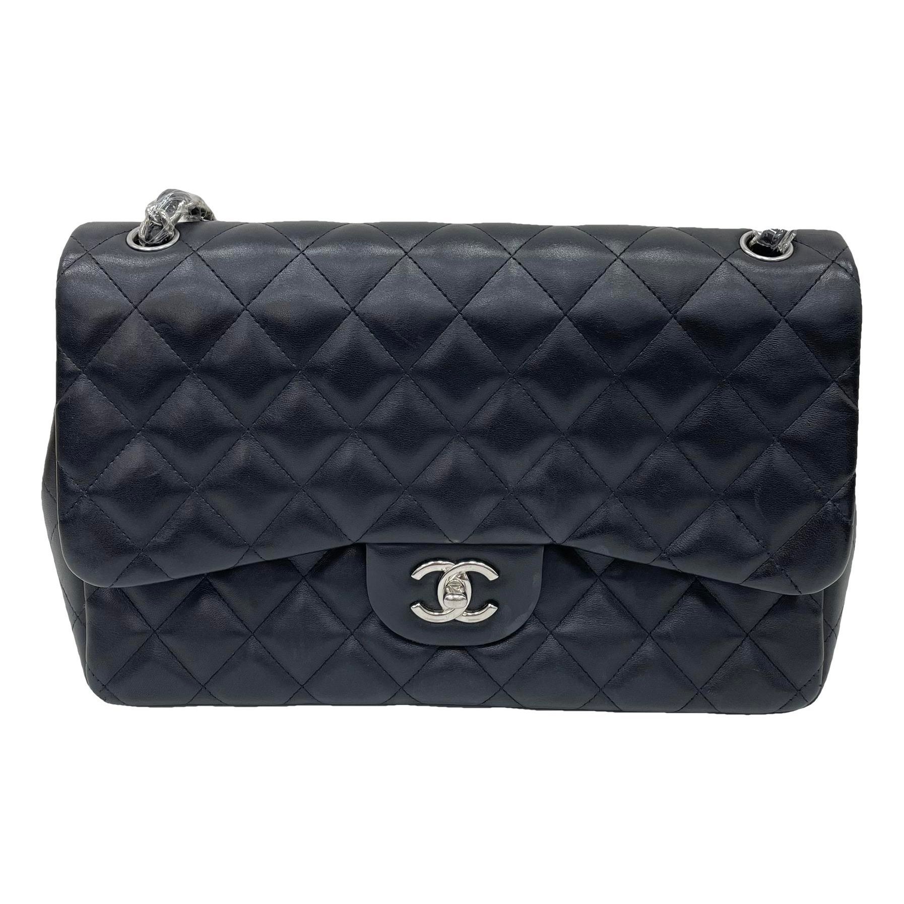 Timeless/Classique leather handbag