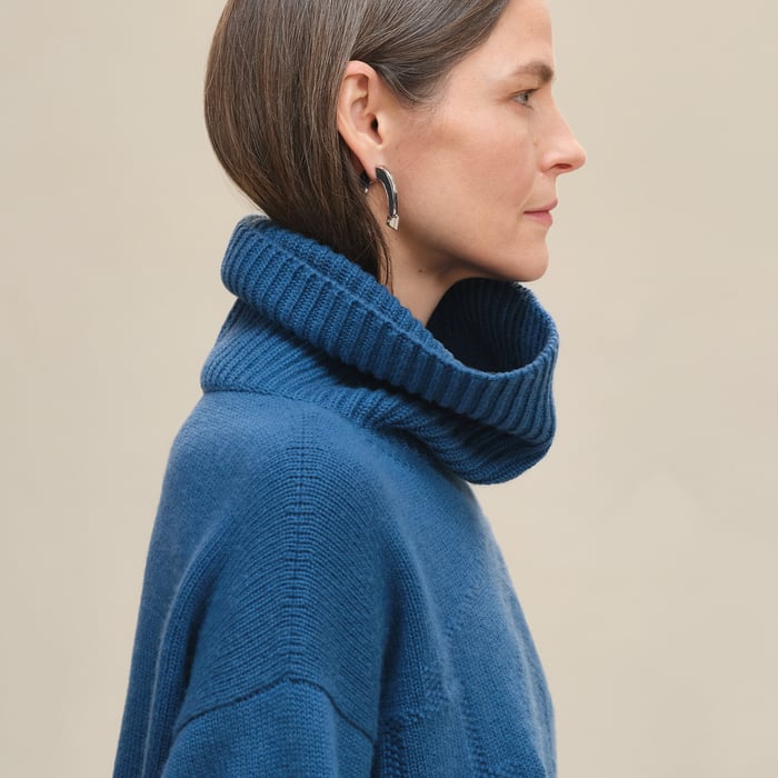 Bleu Payne Cashmere "H Lift" Long-sleeve Sweater