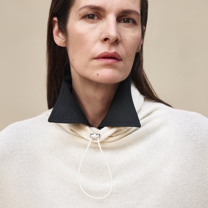 Blanc Naturel Cashmere Long-sleeve Sweater