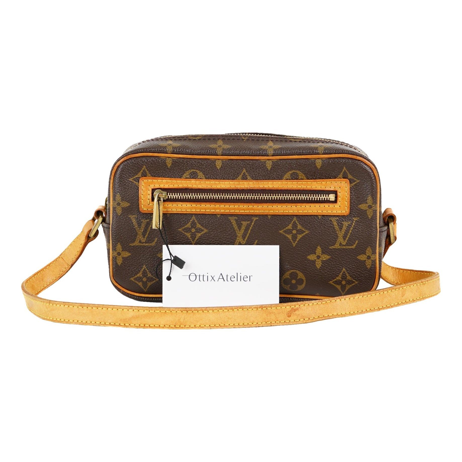 Cite leather handbag