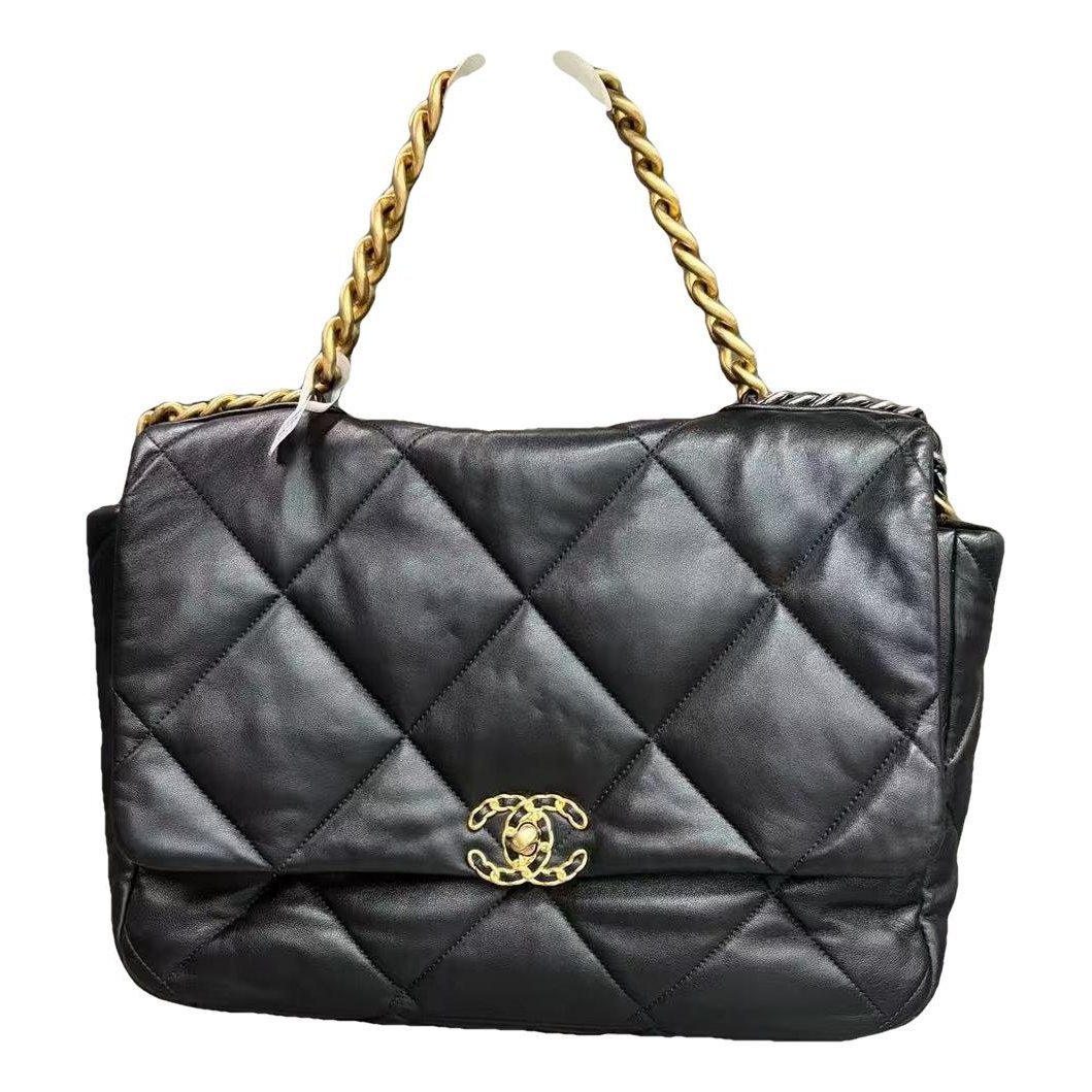 Chanel 19 leather handbag