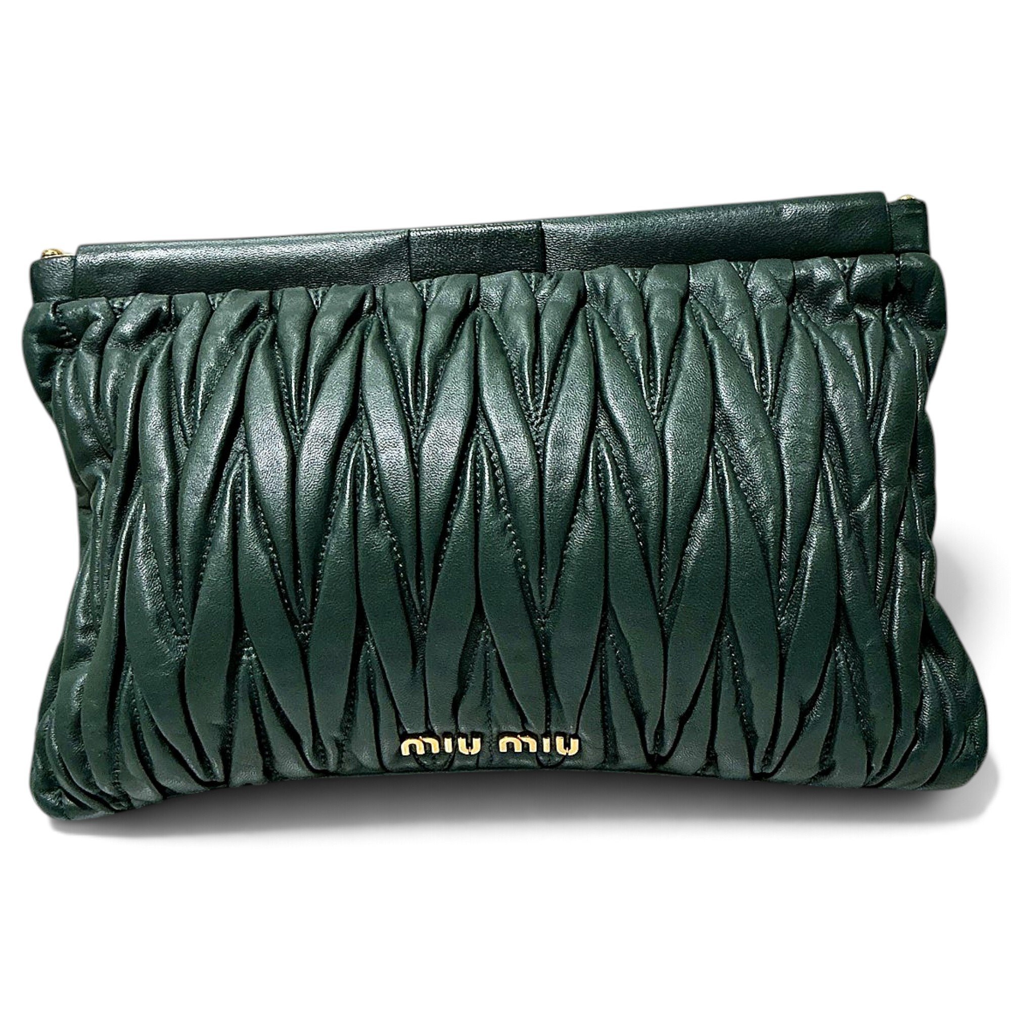 Matelassé leather clutch bag