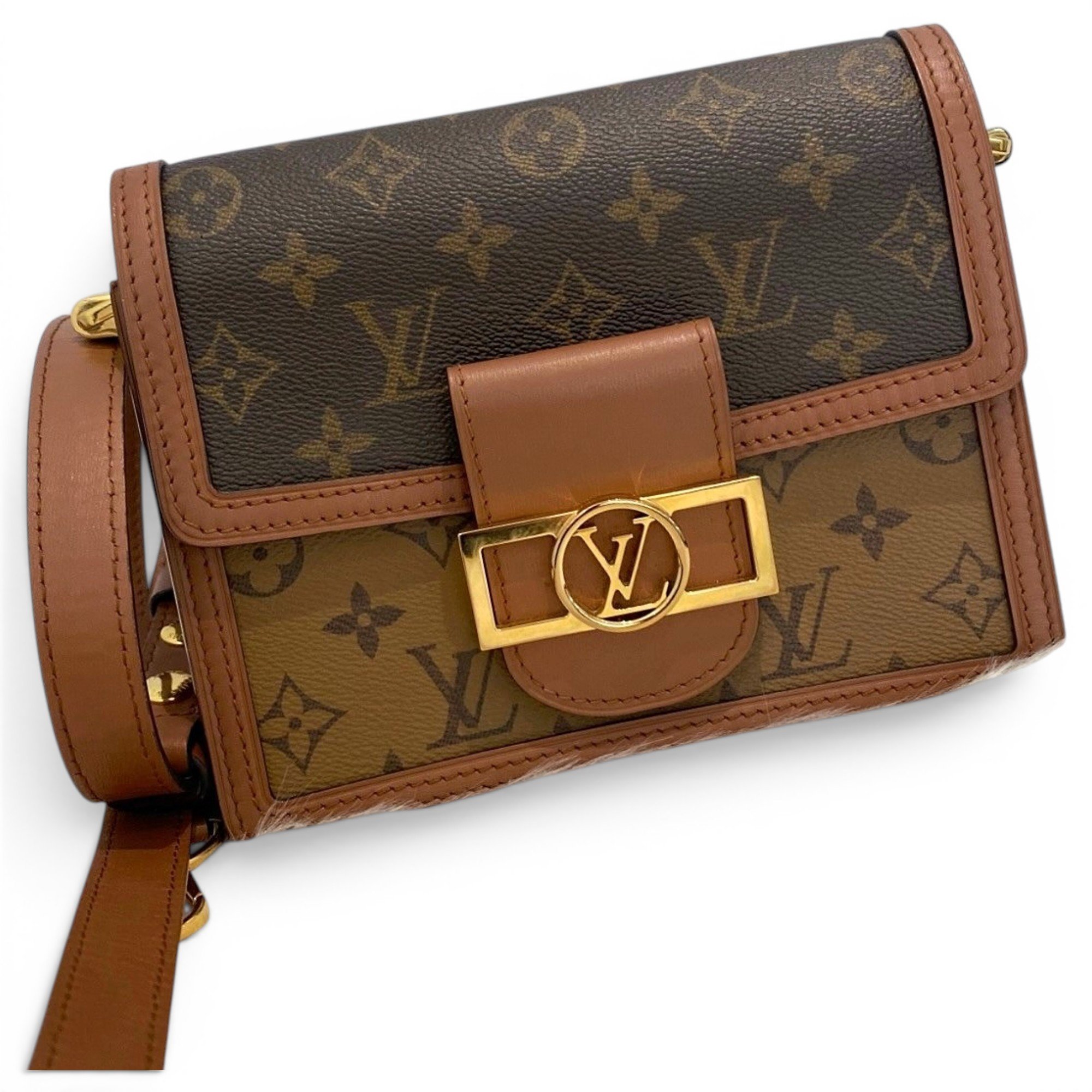 Dauphine leather handbag