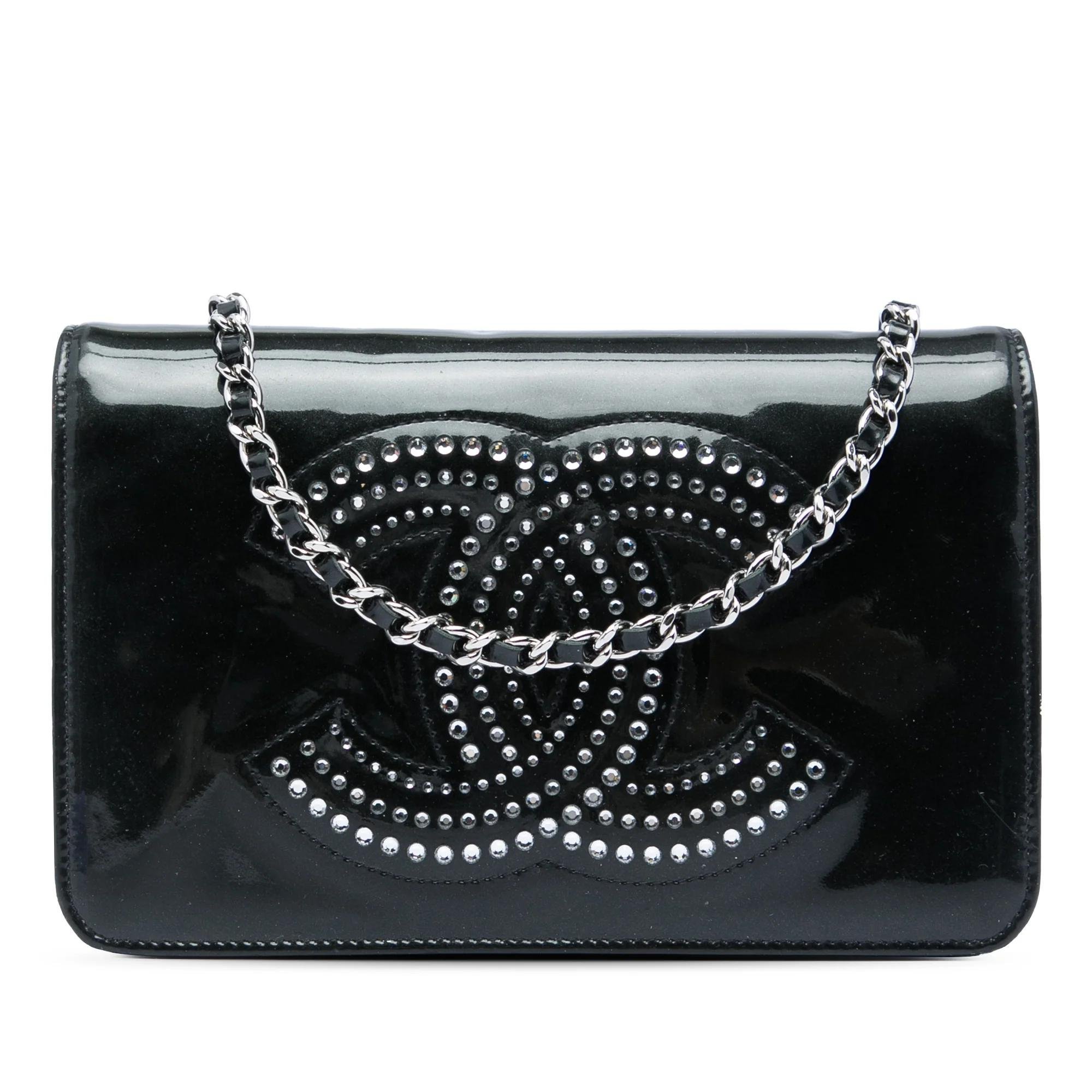 Wallet On Chain leather crossbody bag