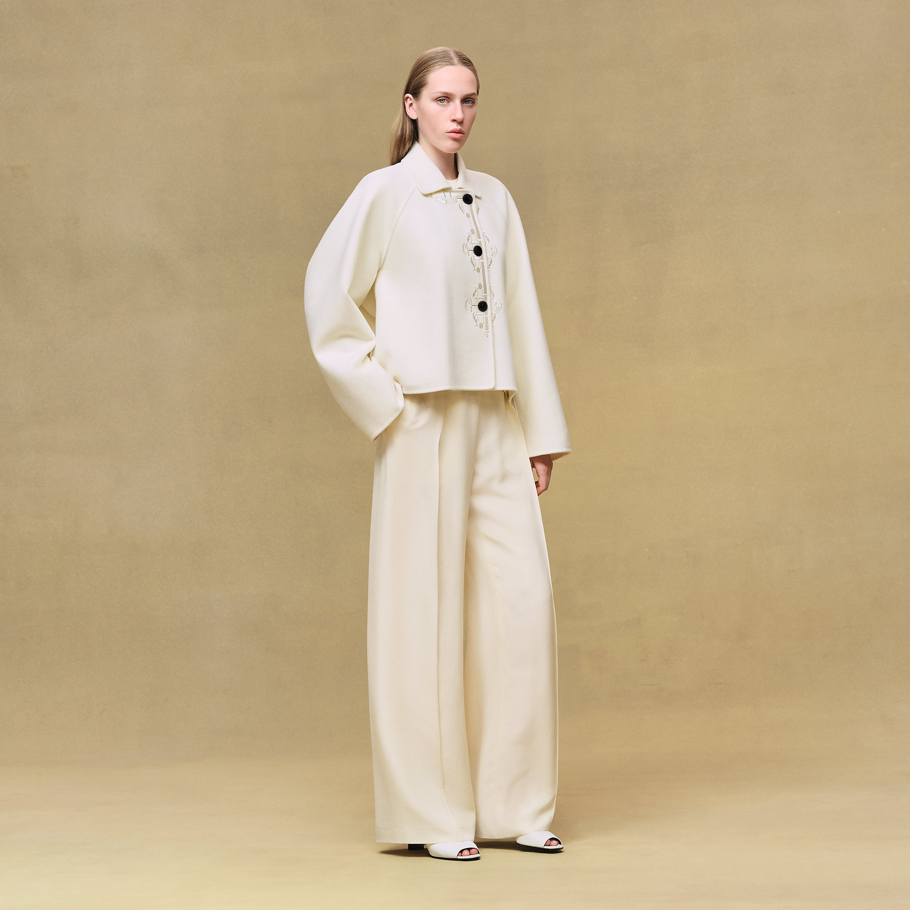Cashmere embroidered jacket