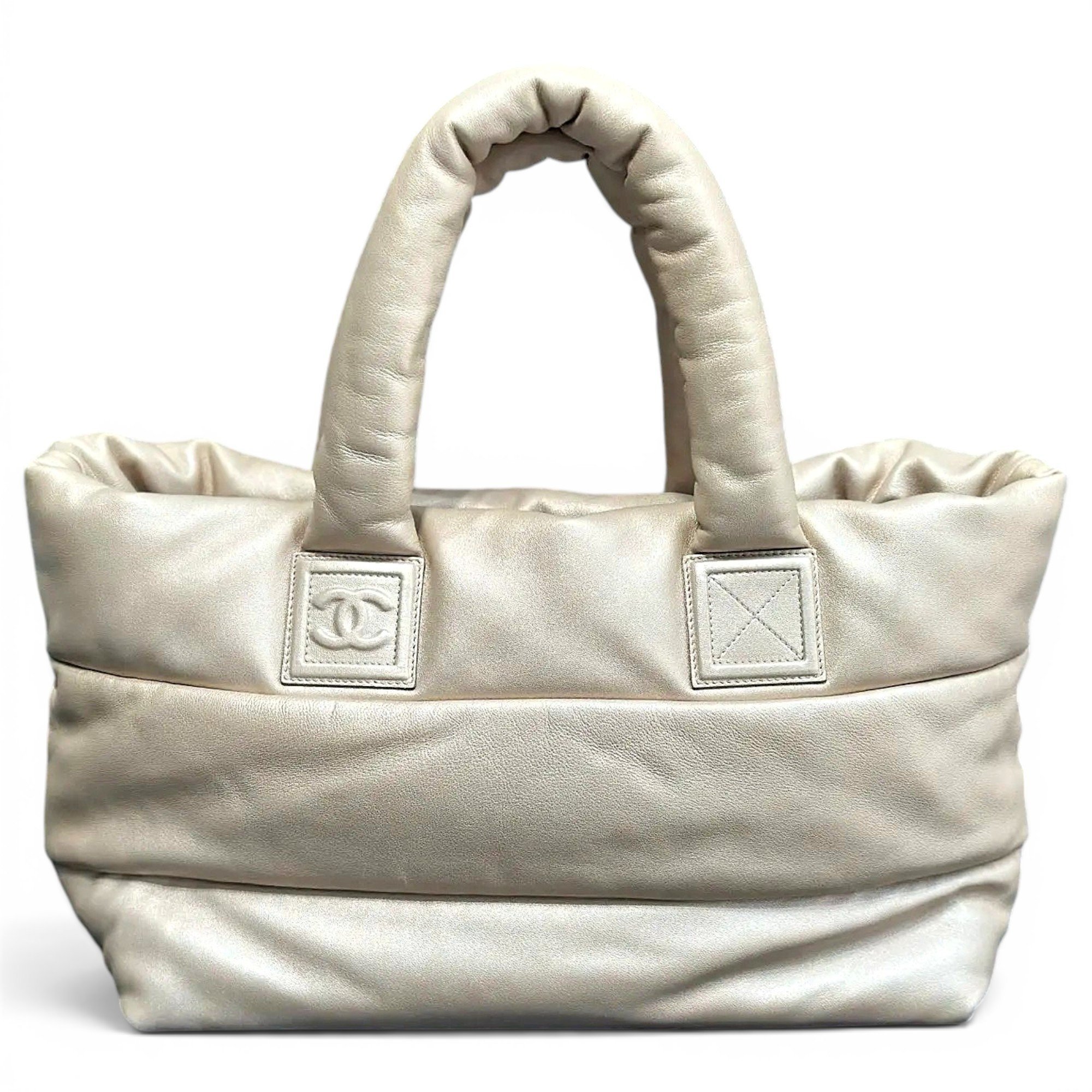 Cocoon leather handbag