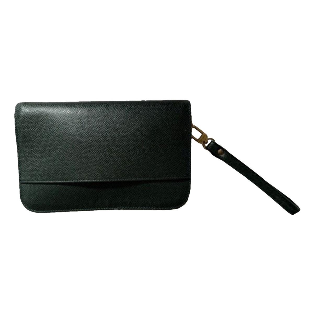 Leather clutch bag