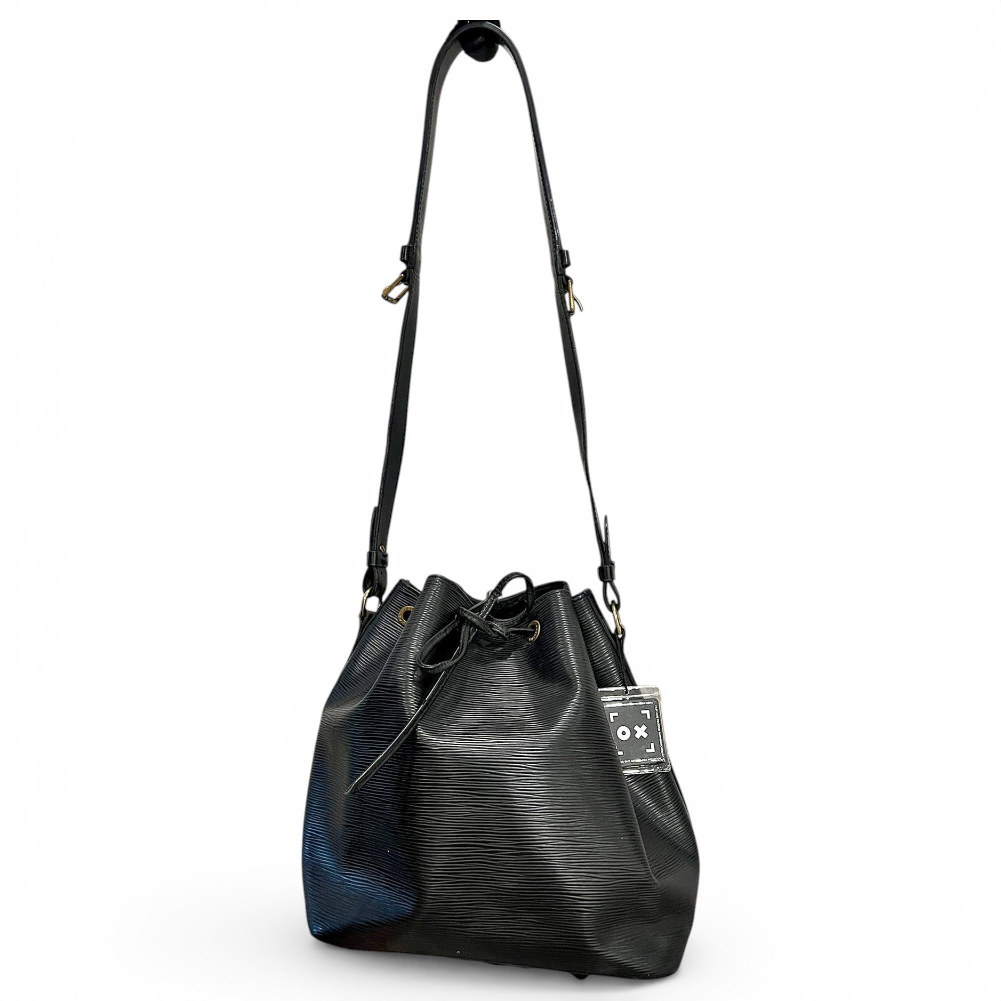 Noé leather handbag