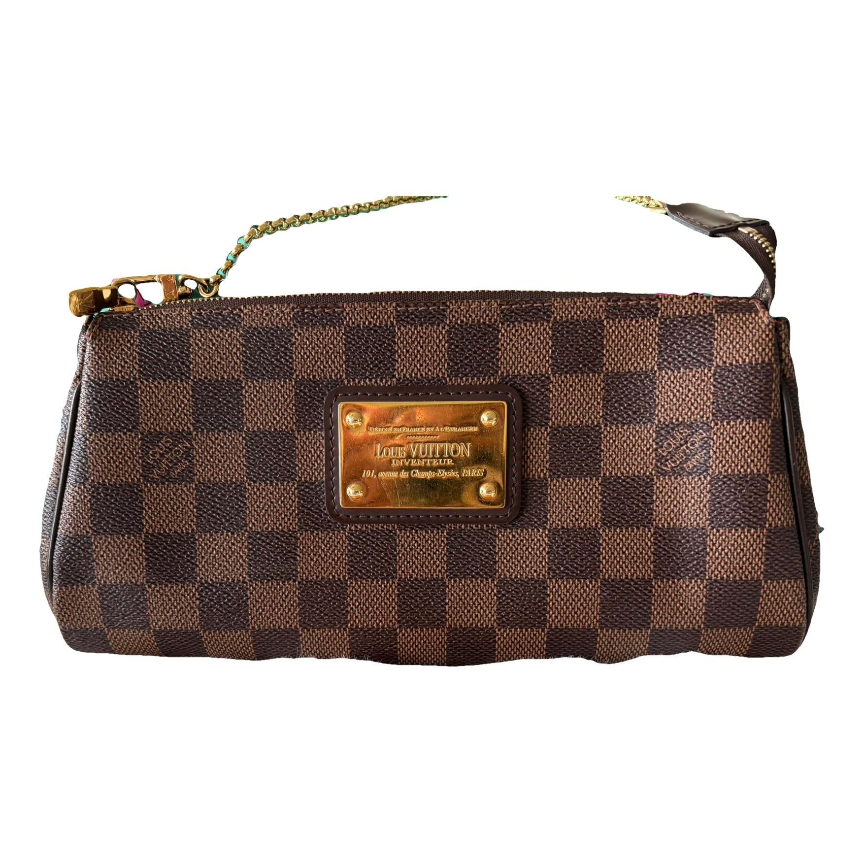 Cloth clutch bag