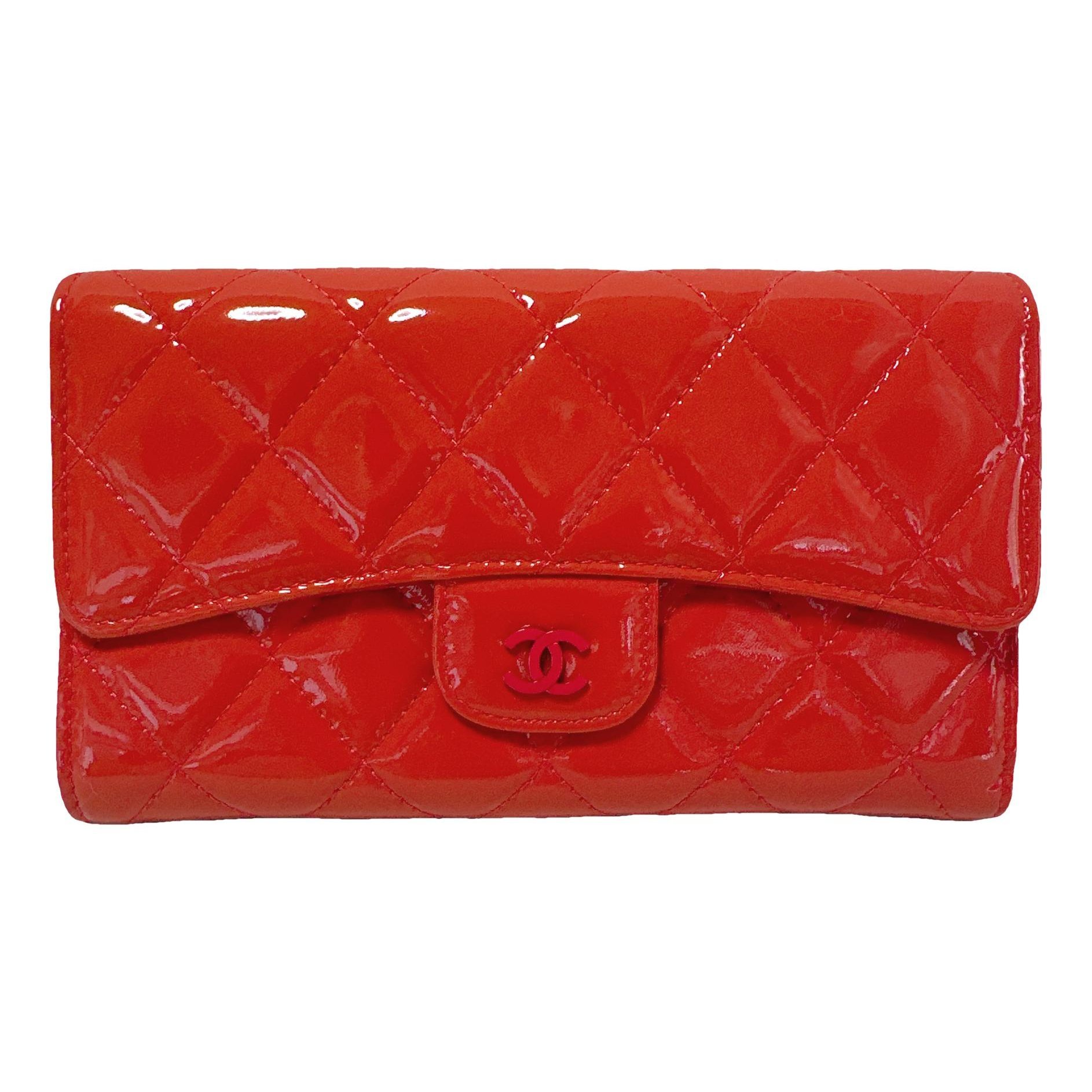 Timeless/Classique leather crossbody bag