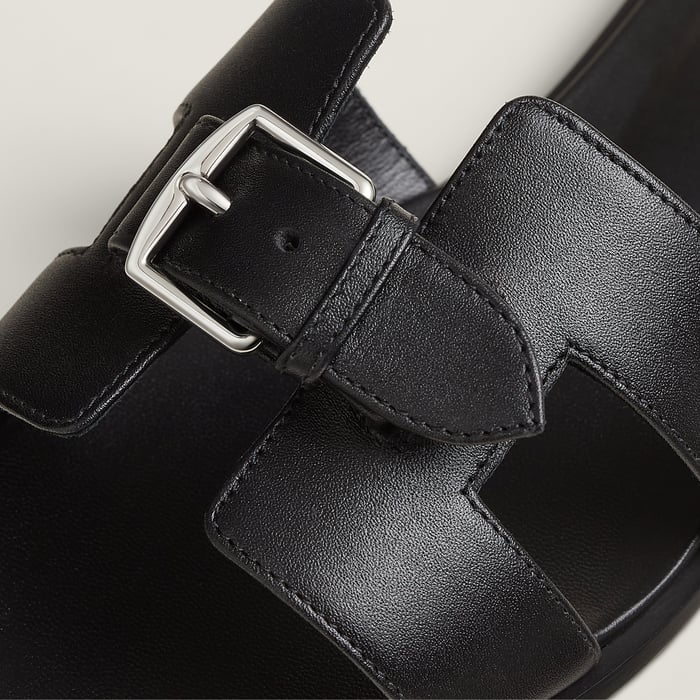 Noir Oran Sandal