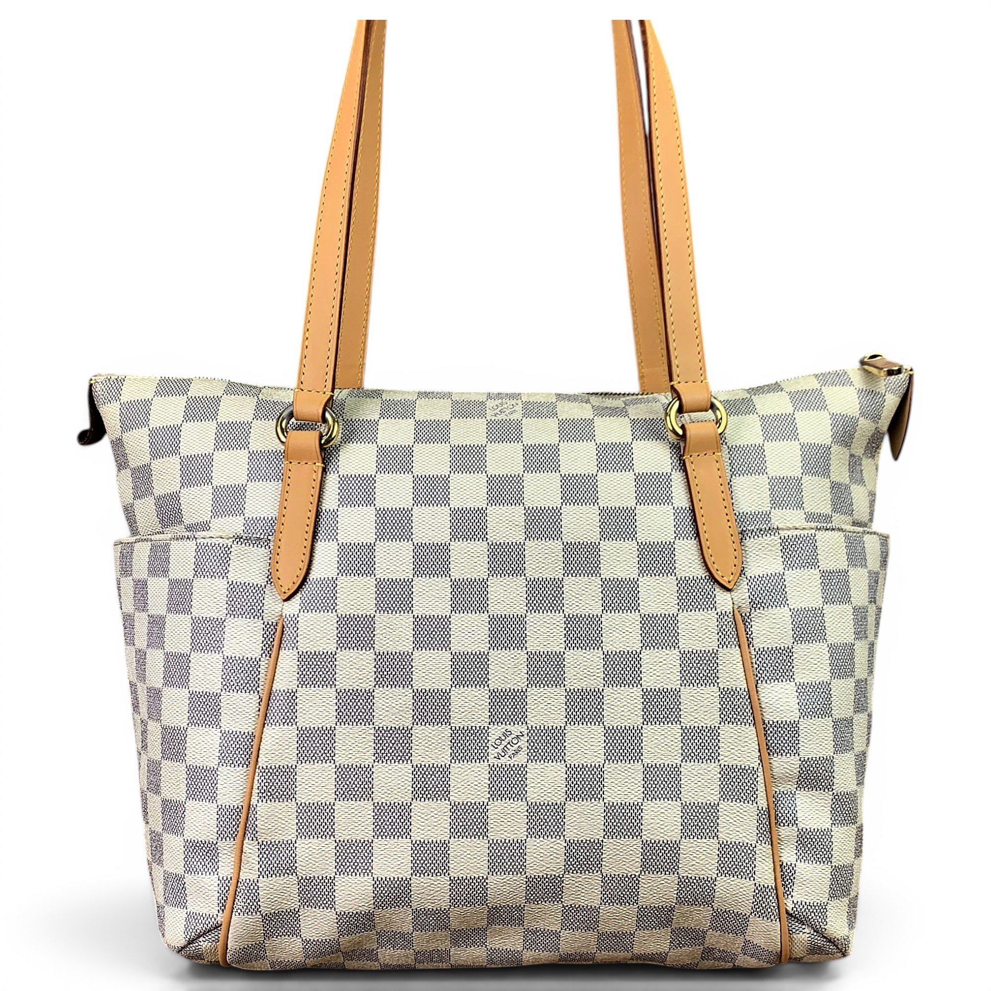Totally leather handbag