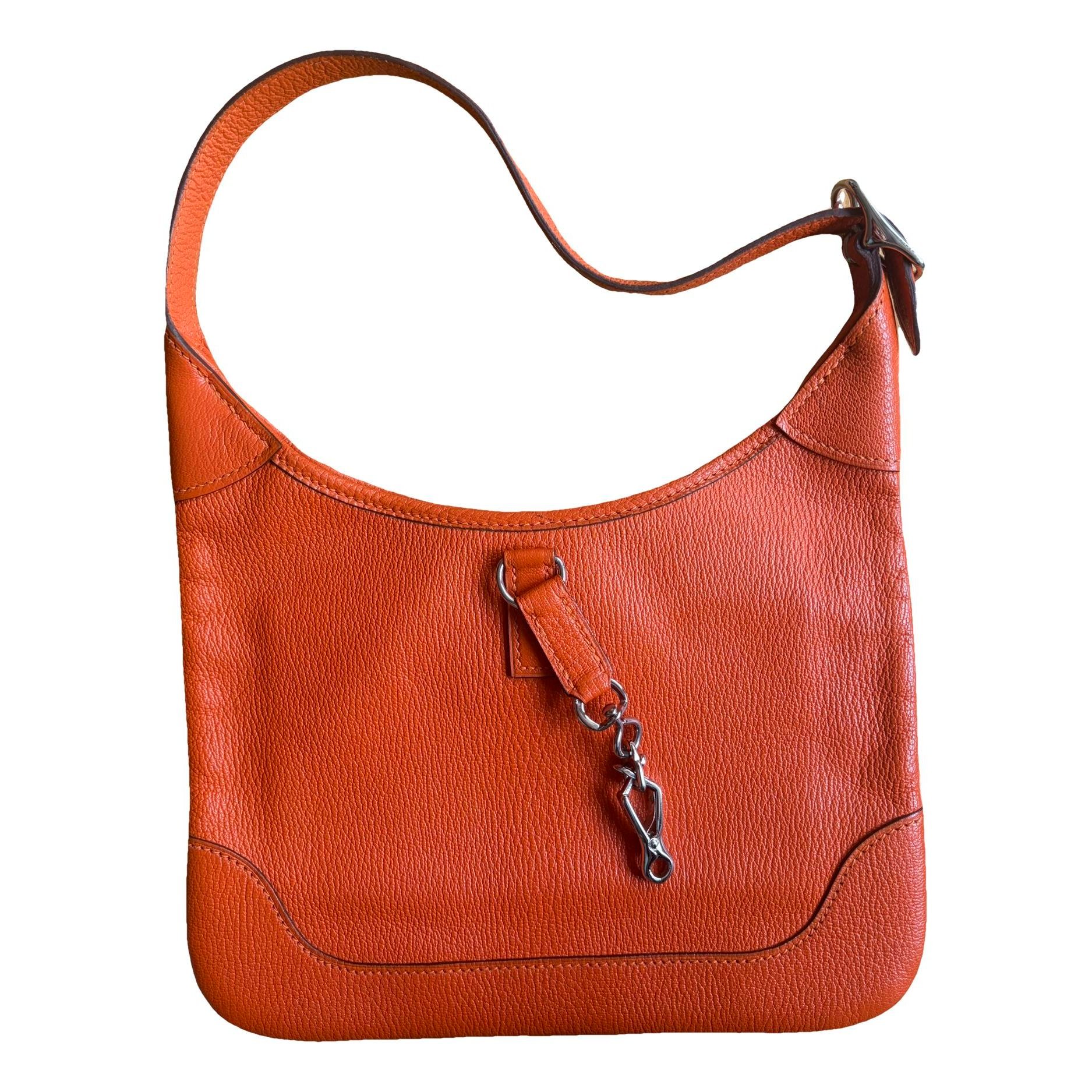 Trim leather bag