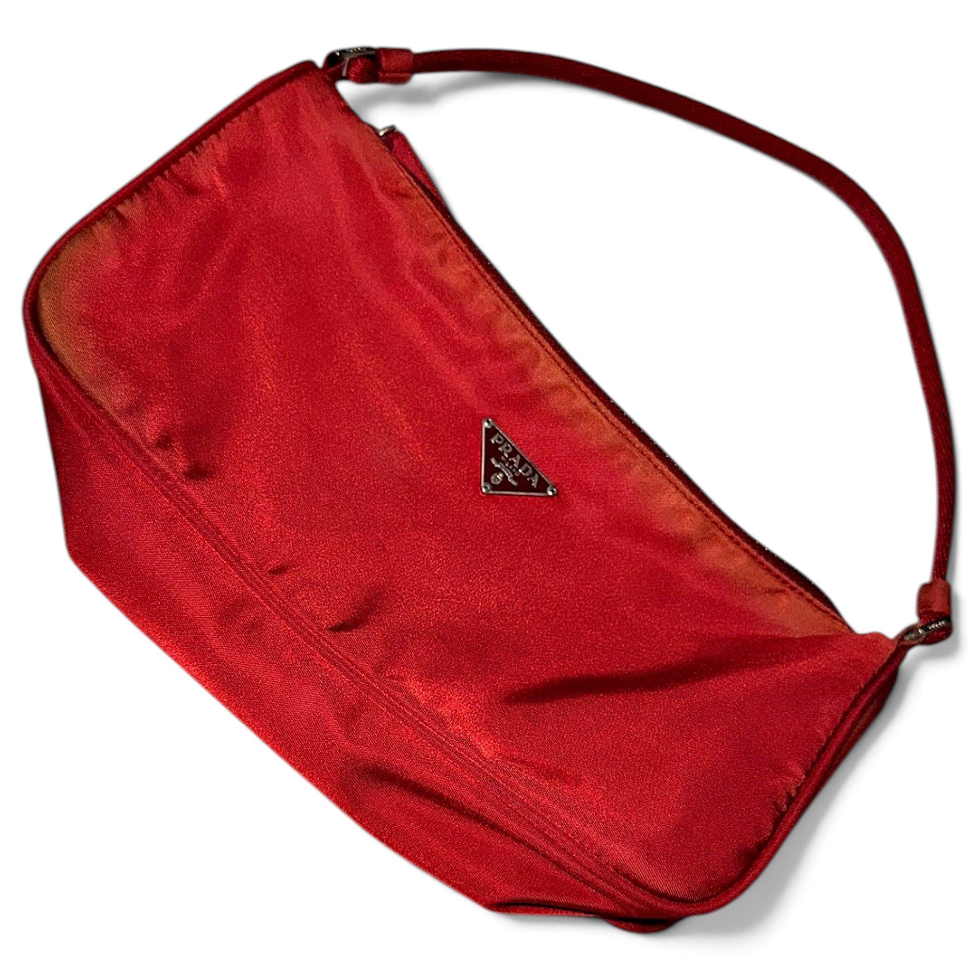 Re-Edition 2002 handbag