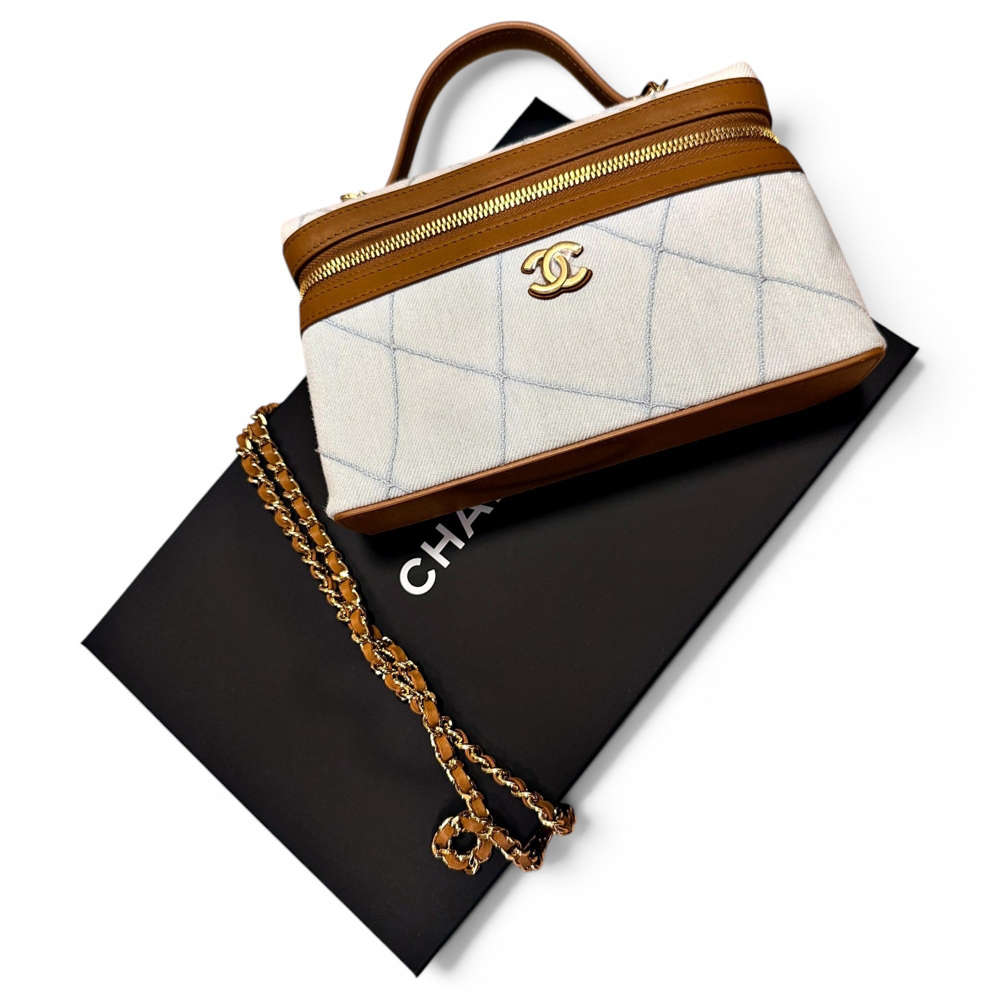 Vanity handbag