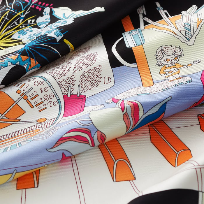 En Studio Scarf 70
