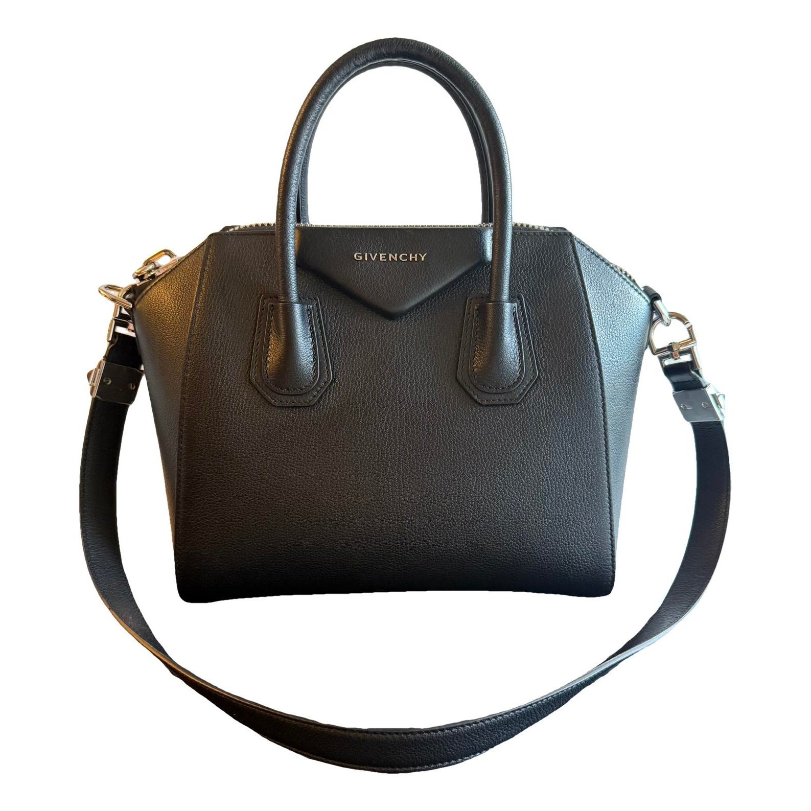 Antigona leather handbag