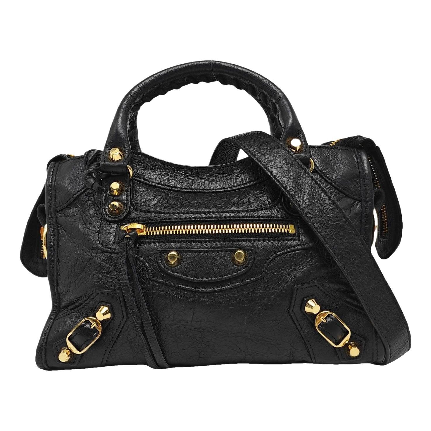 City leather handbag