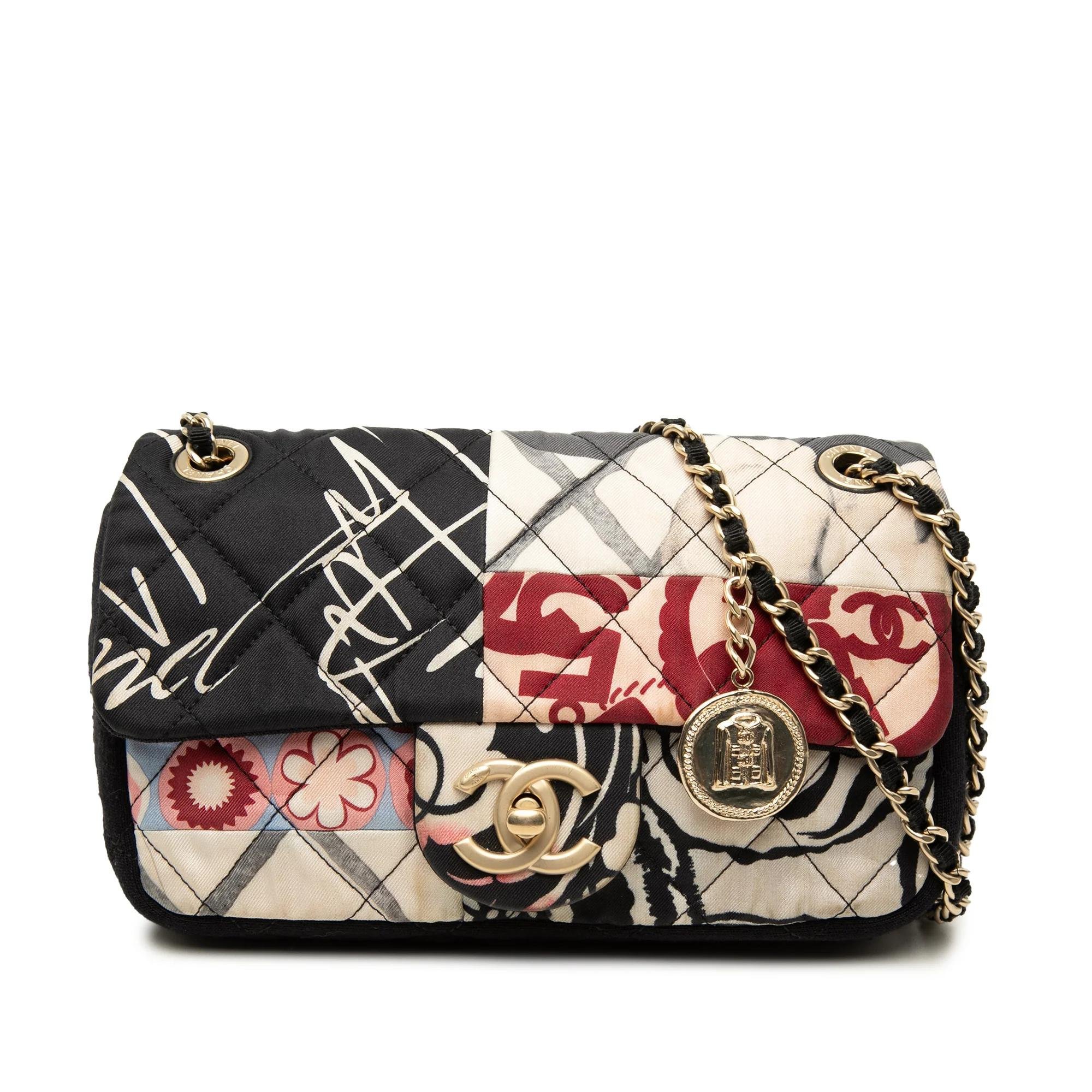 Timeless/Classique handbag