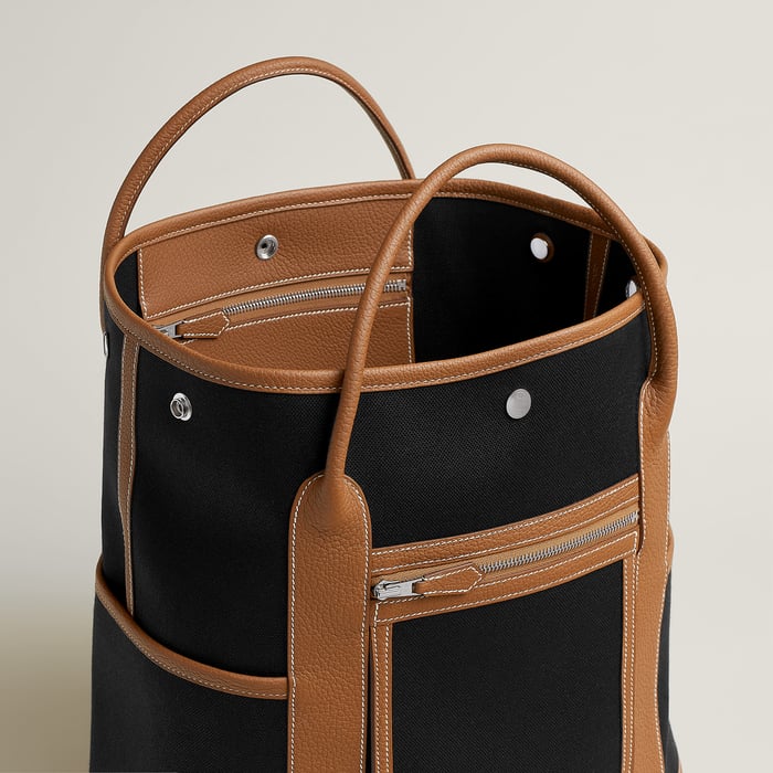 Garden Party Pockets Vertical Bag