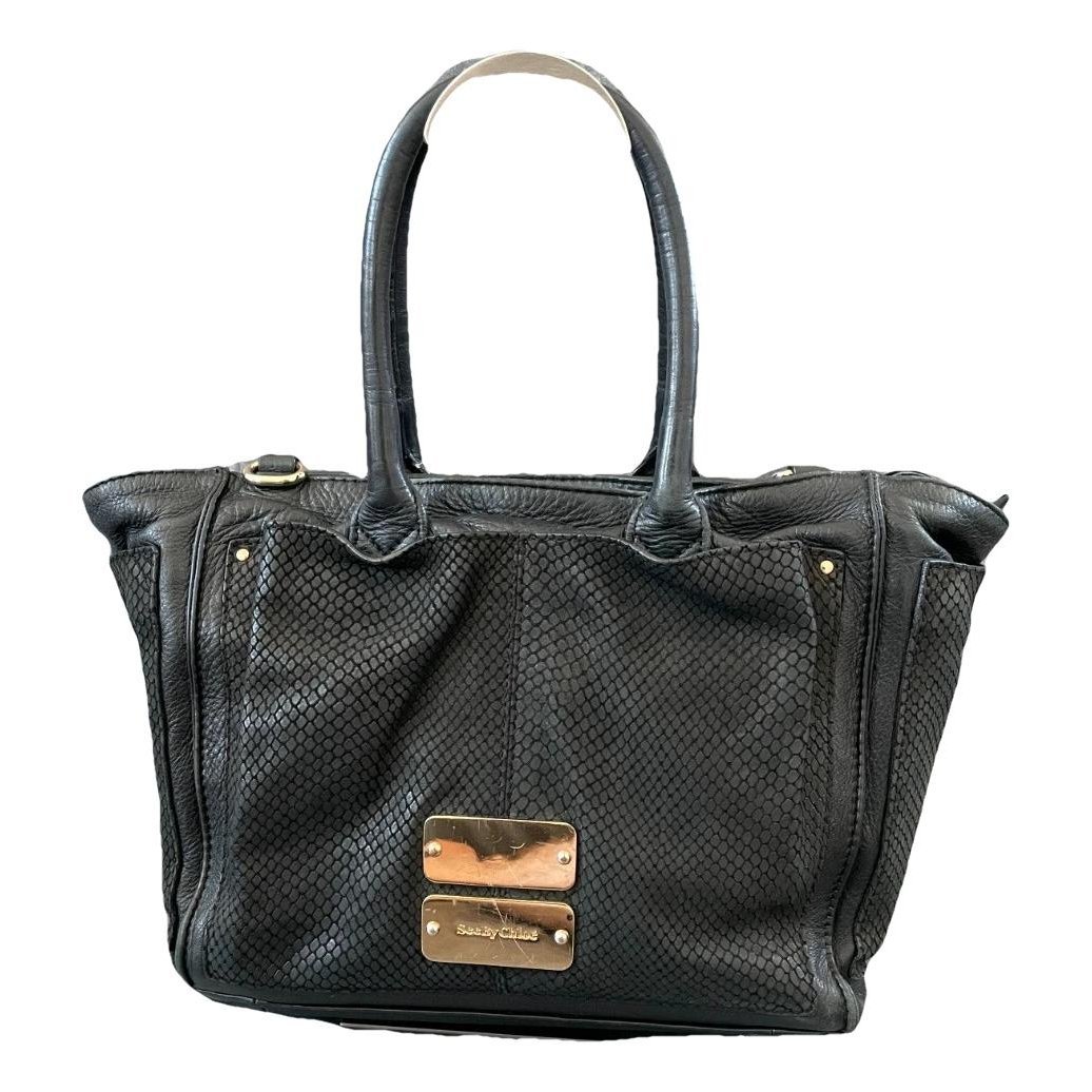 Leather handbag