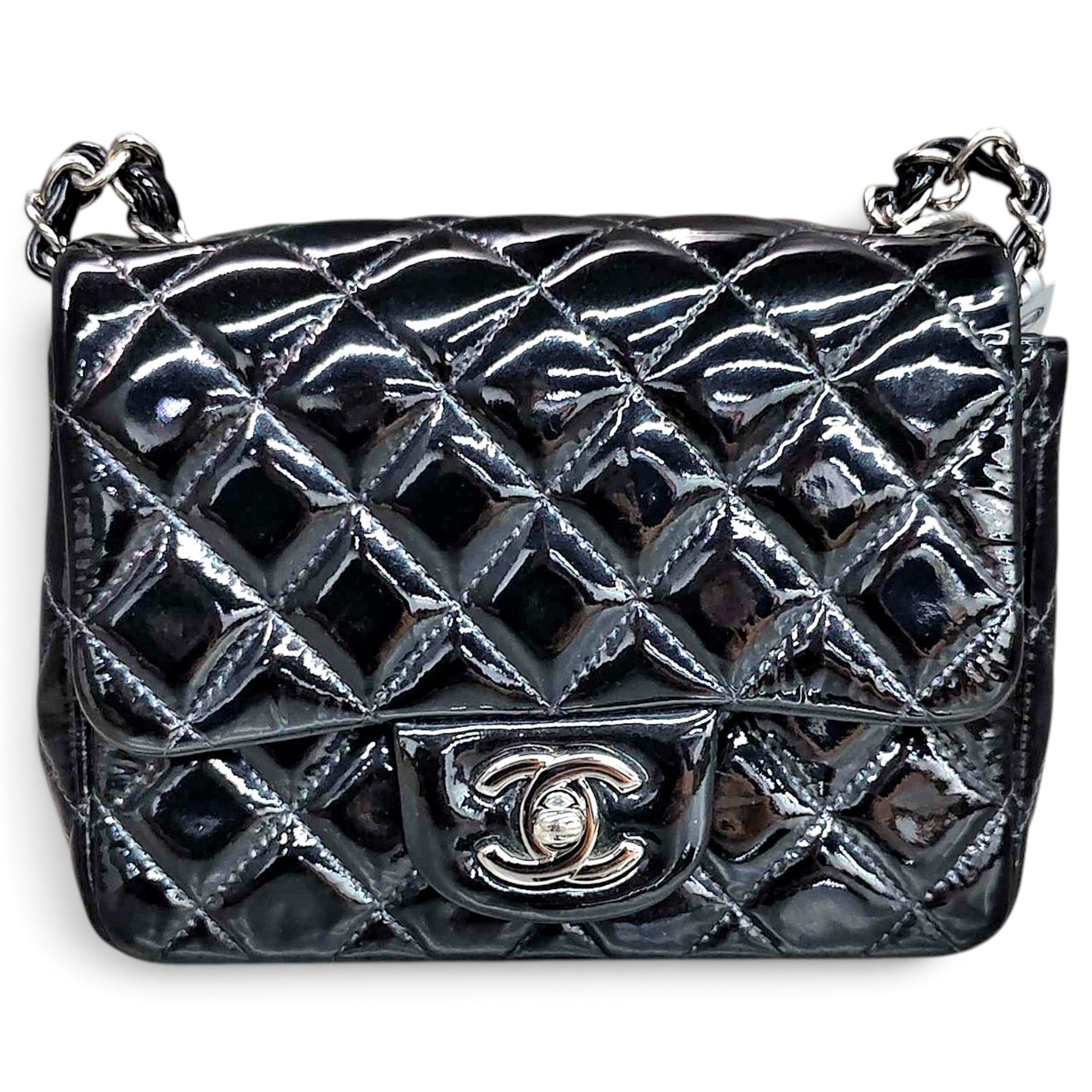 Timeless/Classique patent leather crossbody bag