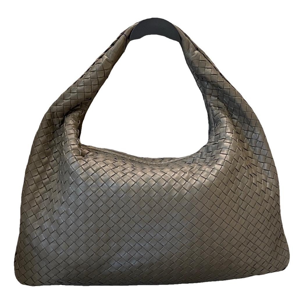 Veneta leather handbag