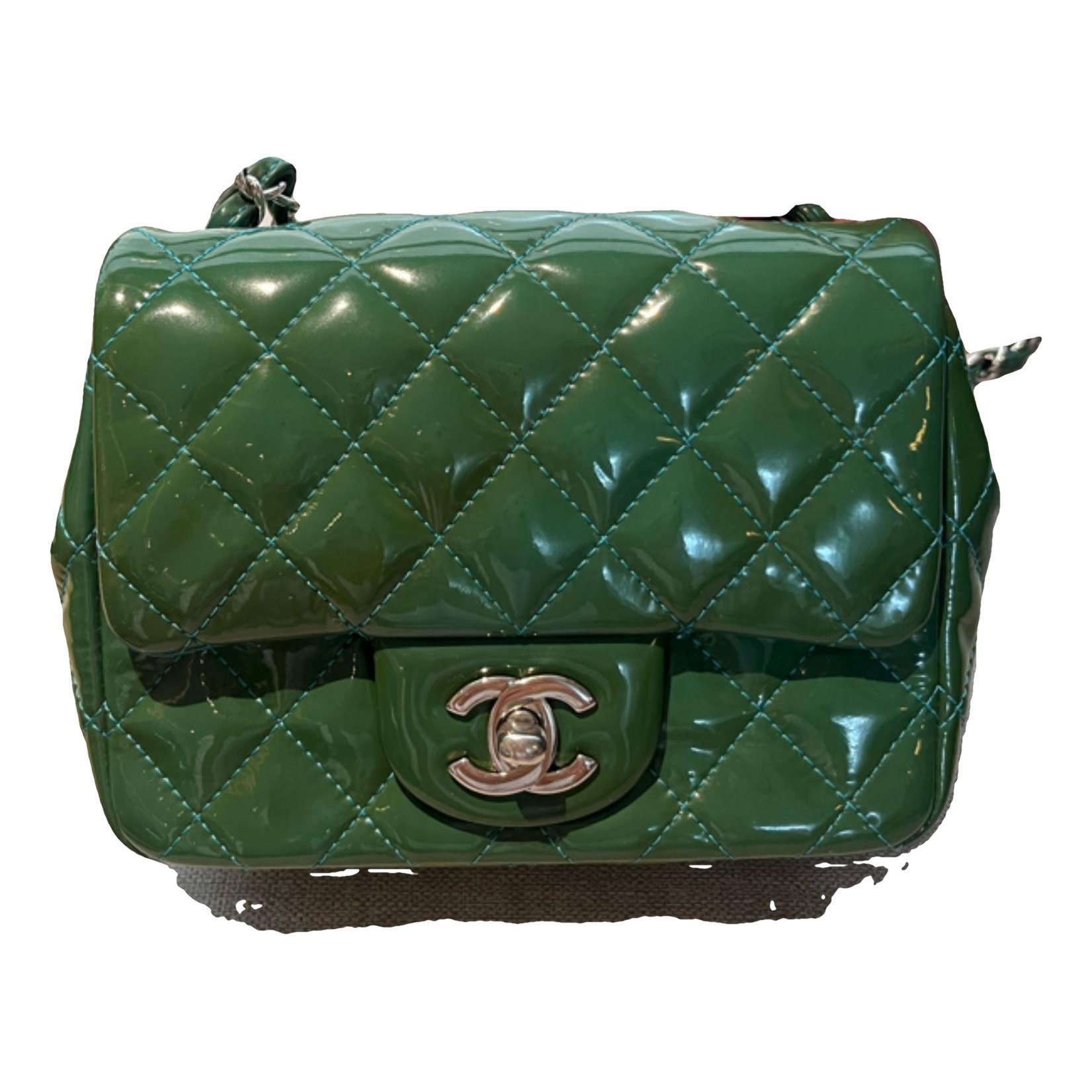 Timeless/Classique patent leather crossbody bag