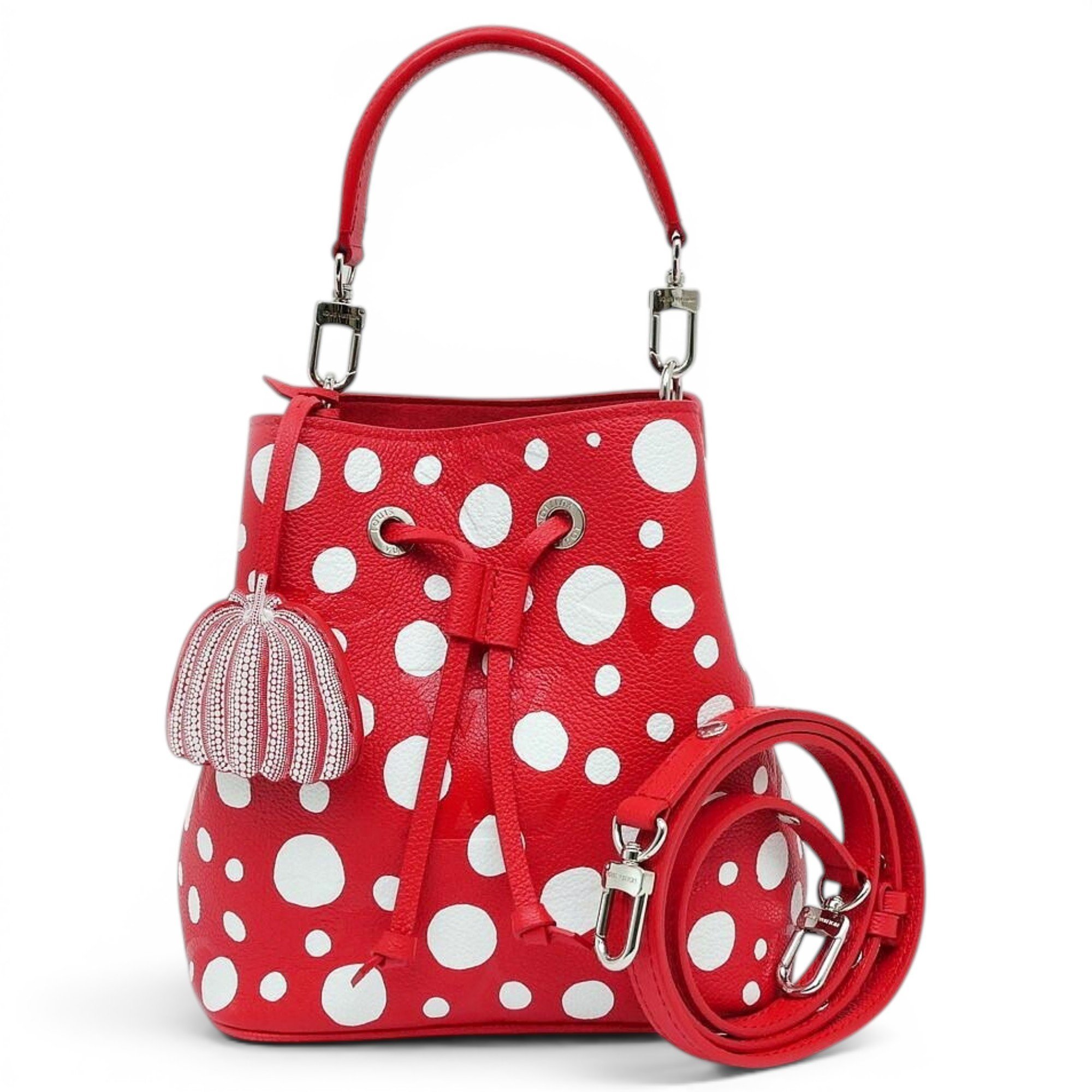 Noé leather bag
