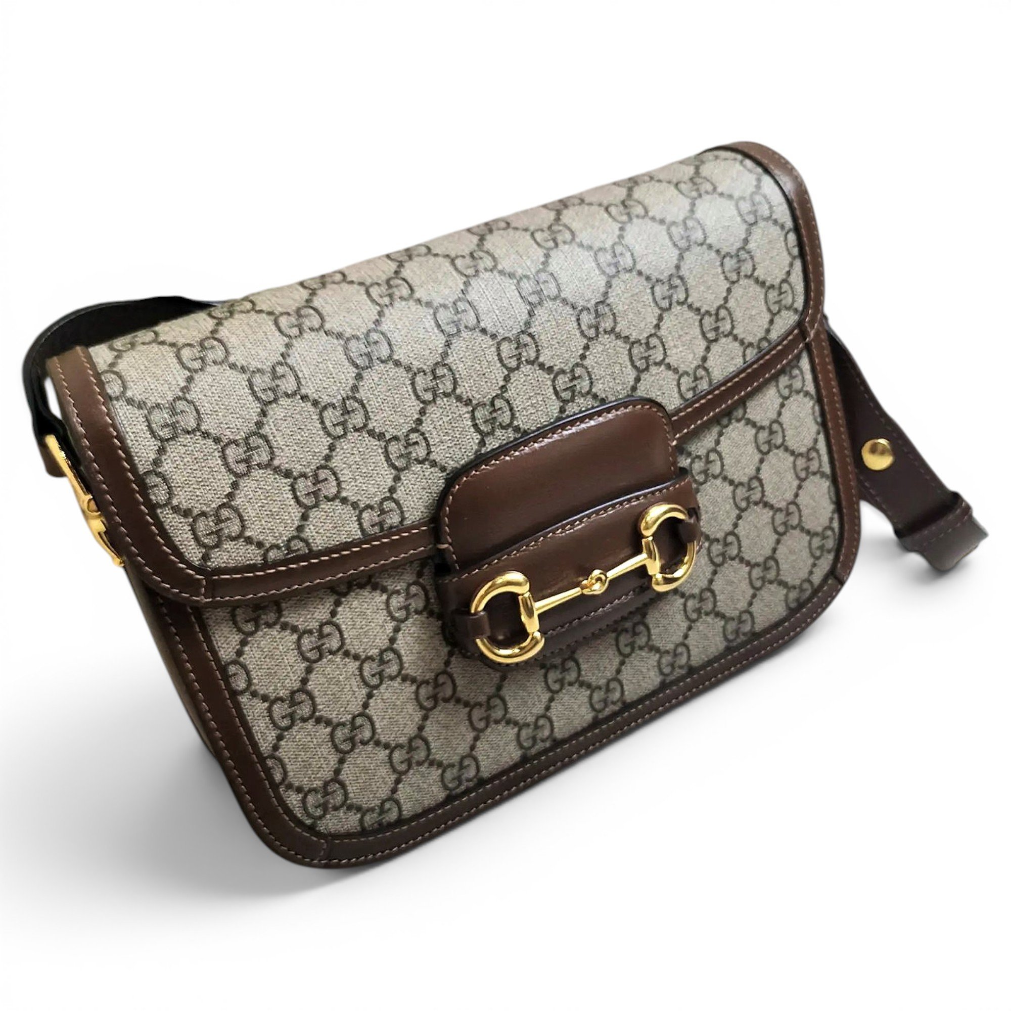 1955 vinyl handbag