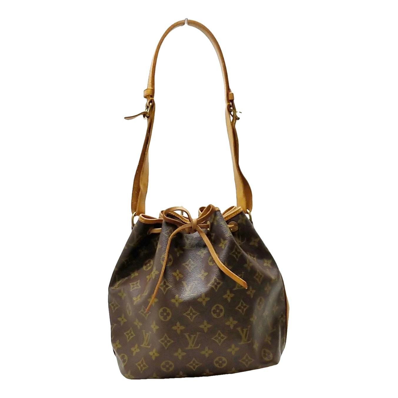 Noé leather handbag