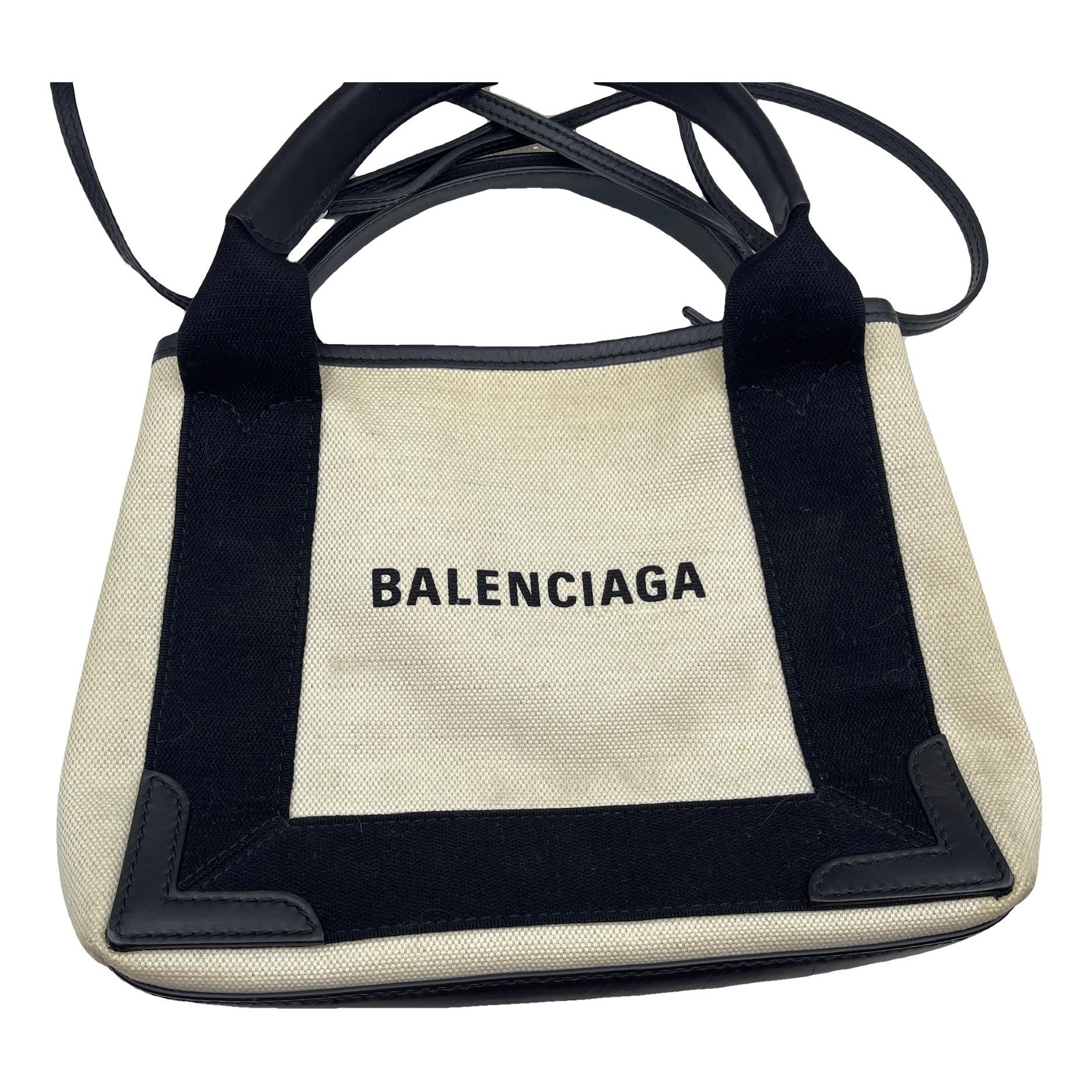 Navy cabas handbag