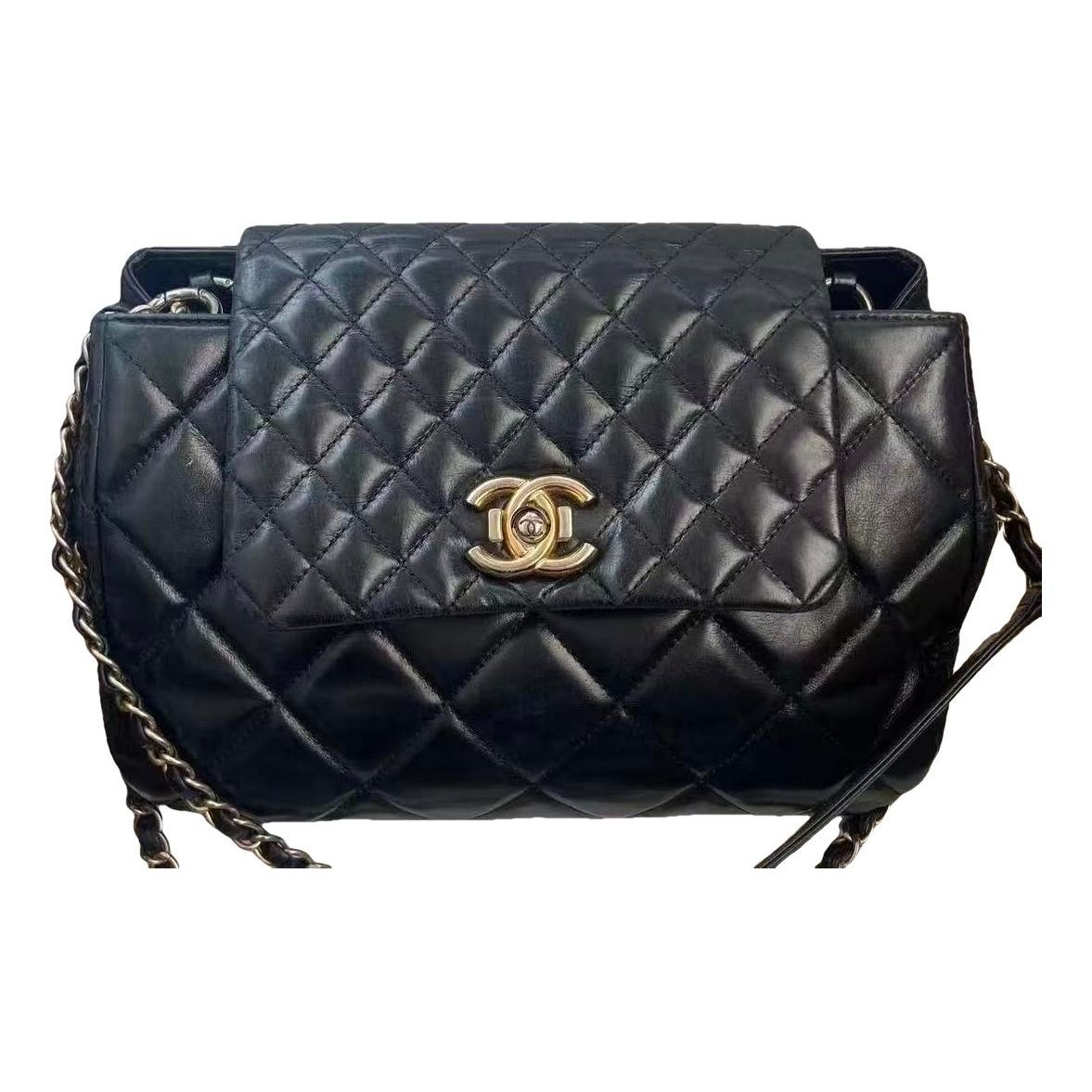 Timeless/Classique leather crossbody bag