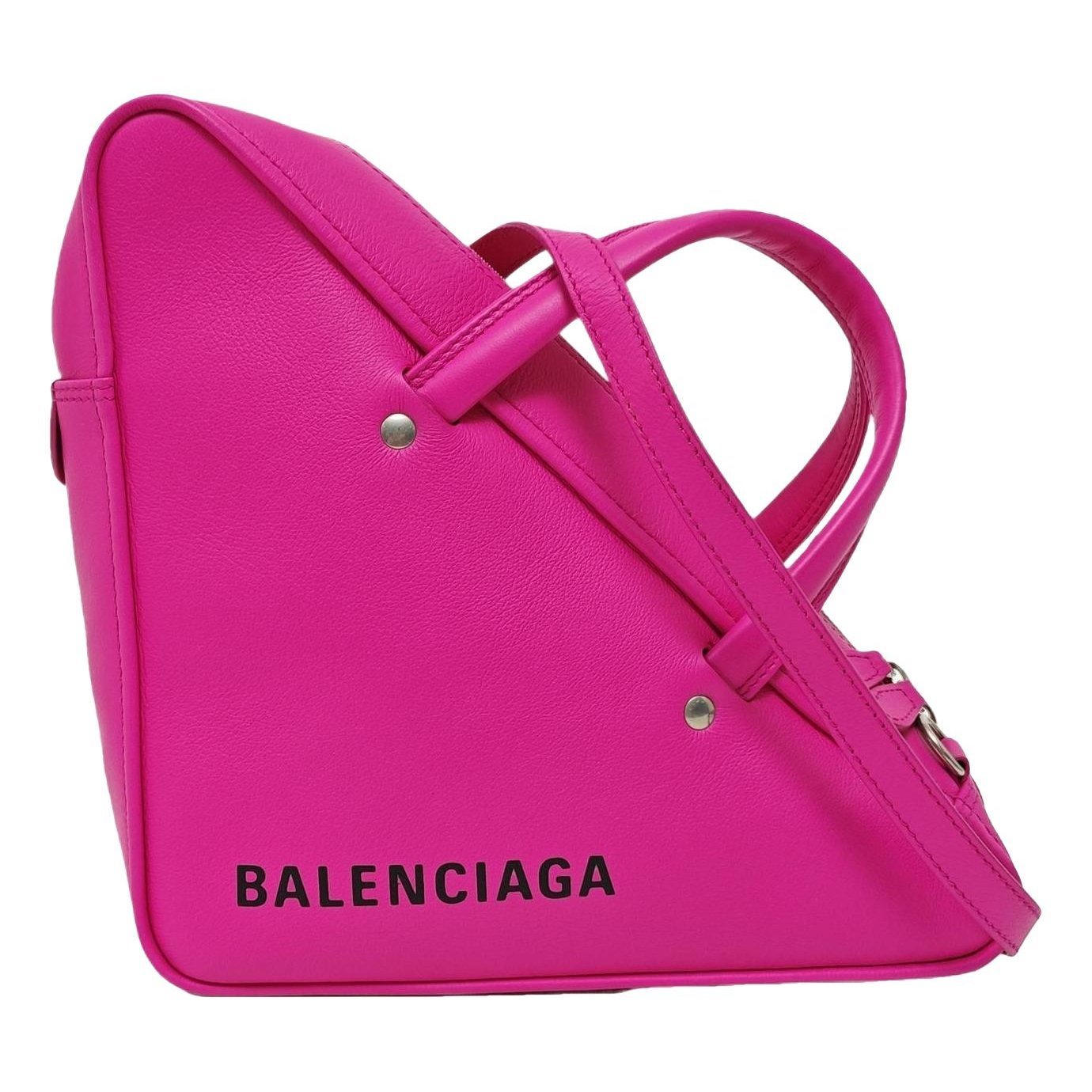 Triangle leather handbag