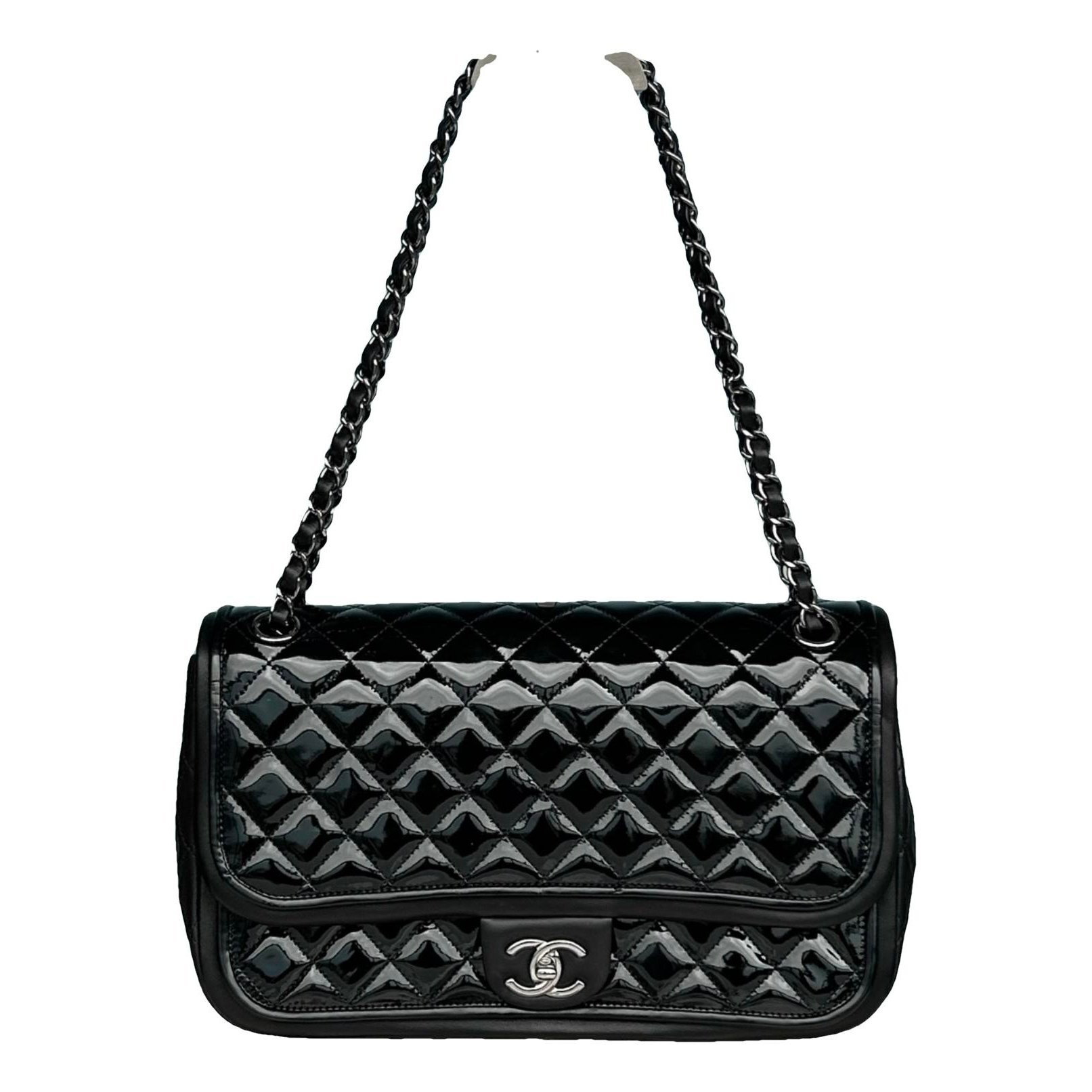 Timeless/Classique patent leather crossbody bag
