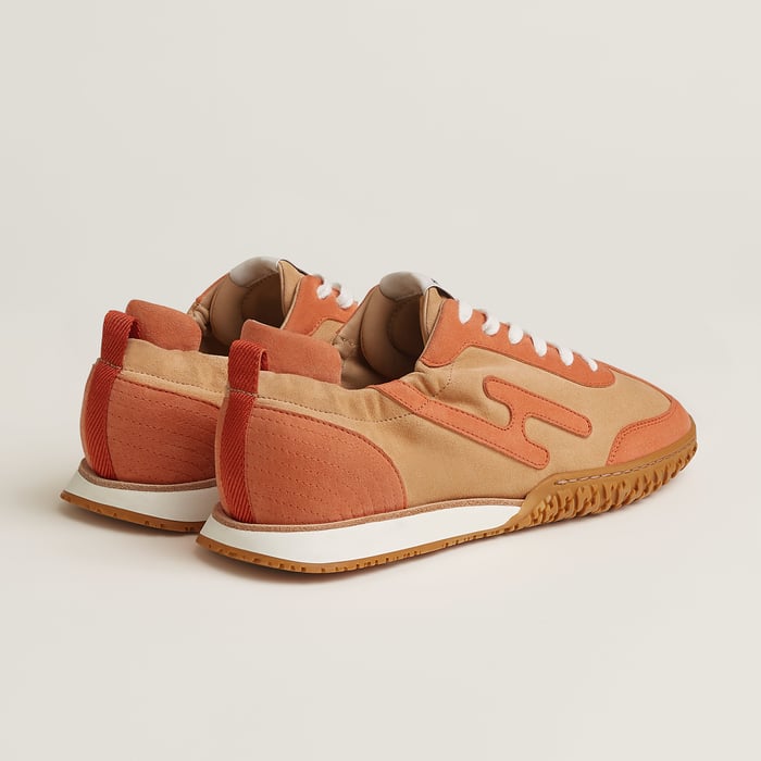 Jet Sneaker
