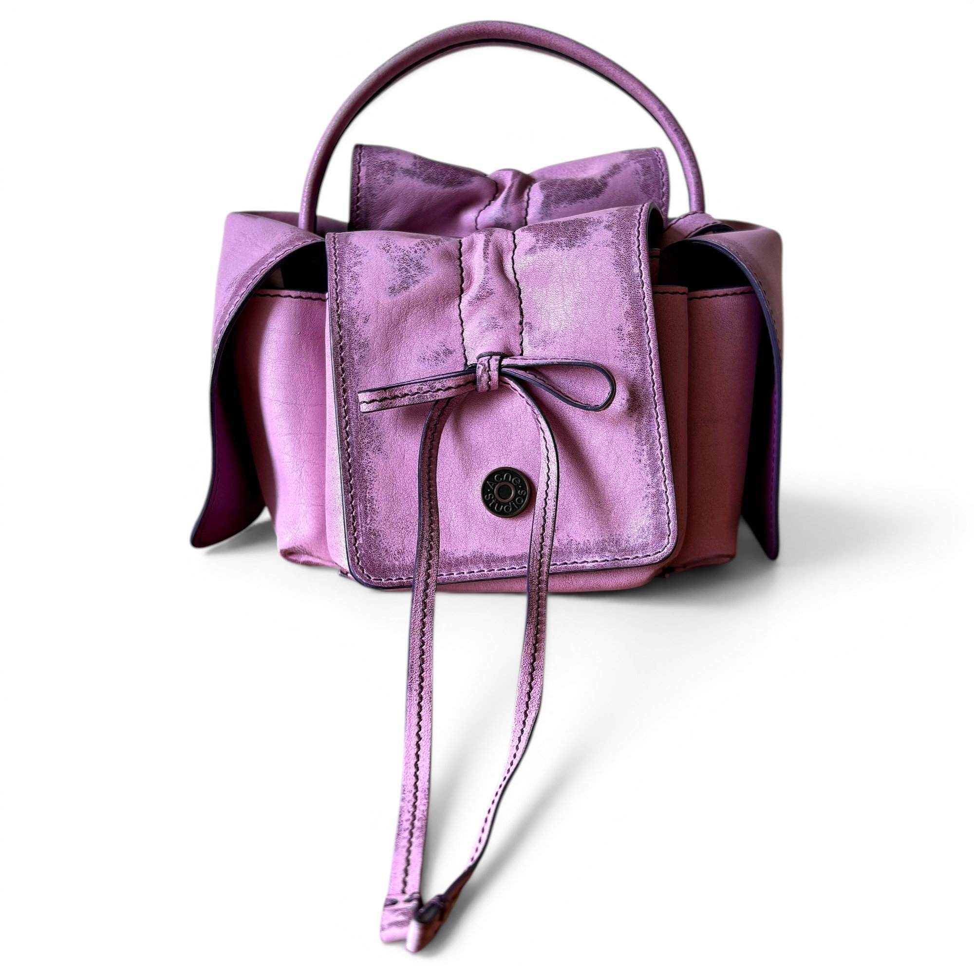 Musubi leather handbag