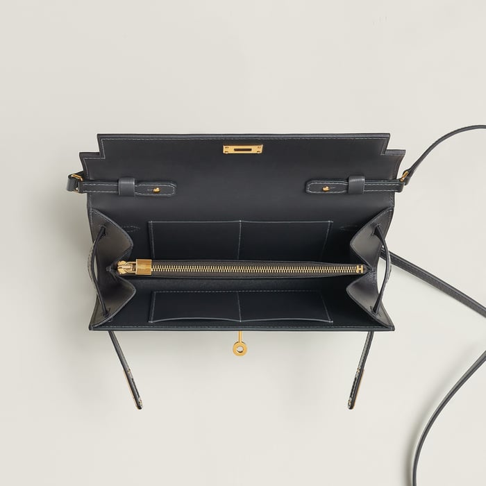 Kelly Classique to Go Touch Wallet
