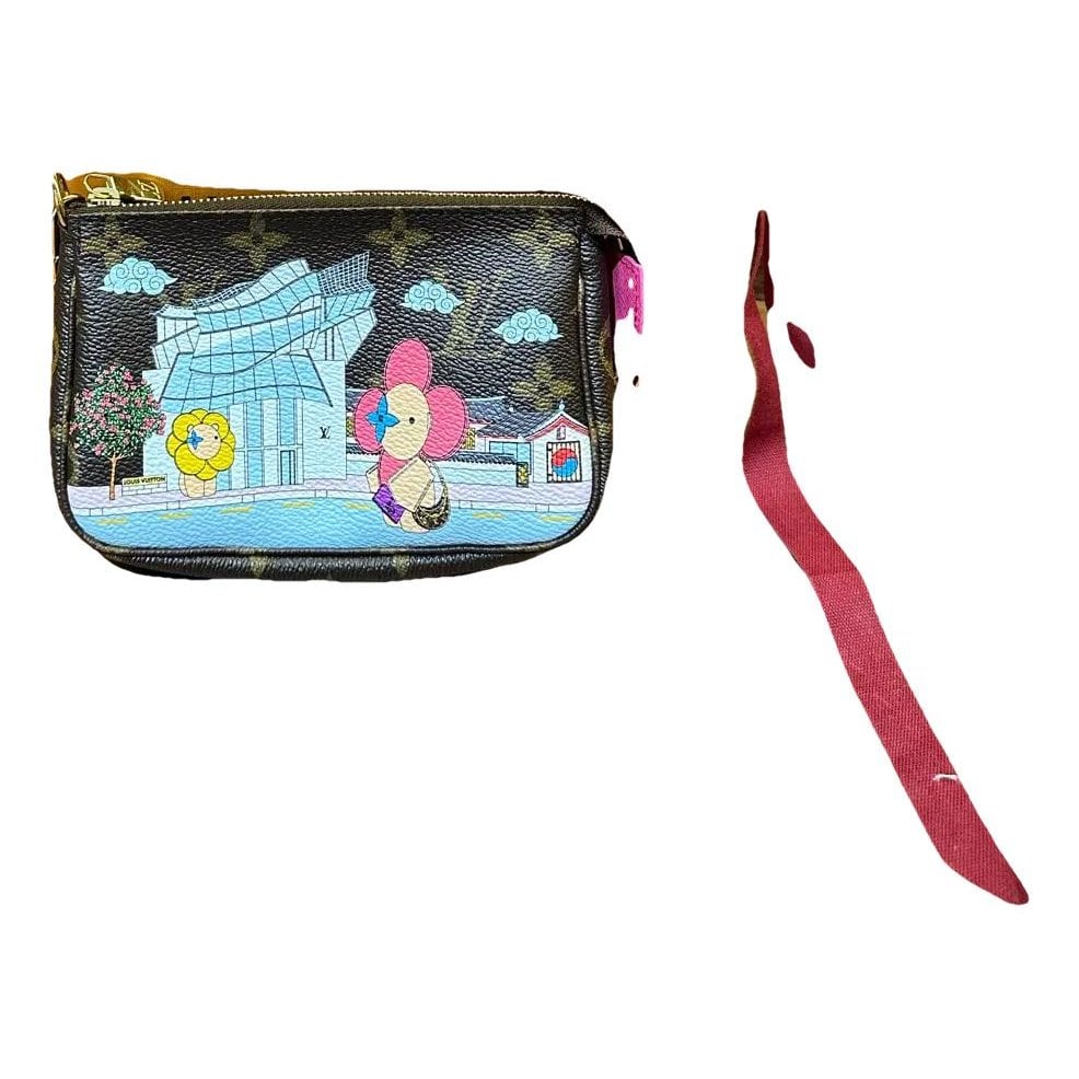 Pochette Accessoire vinyl handbag