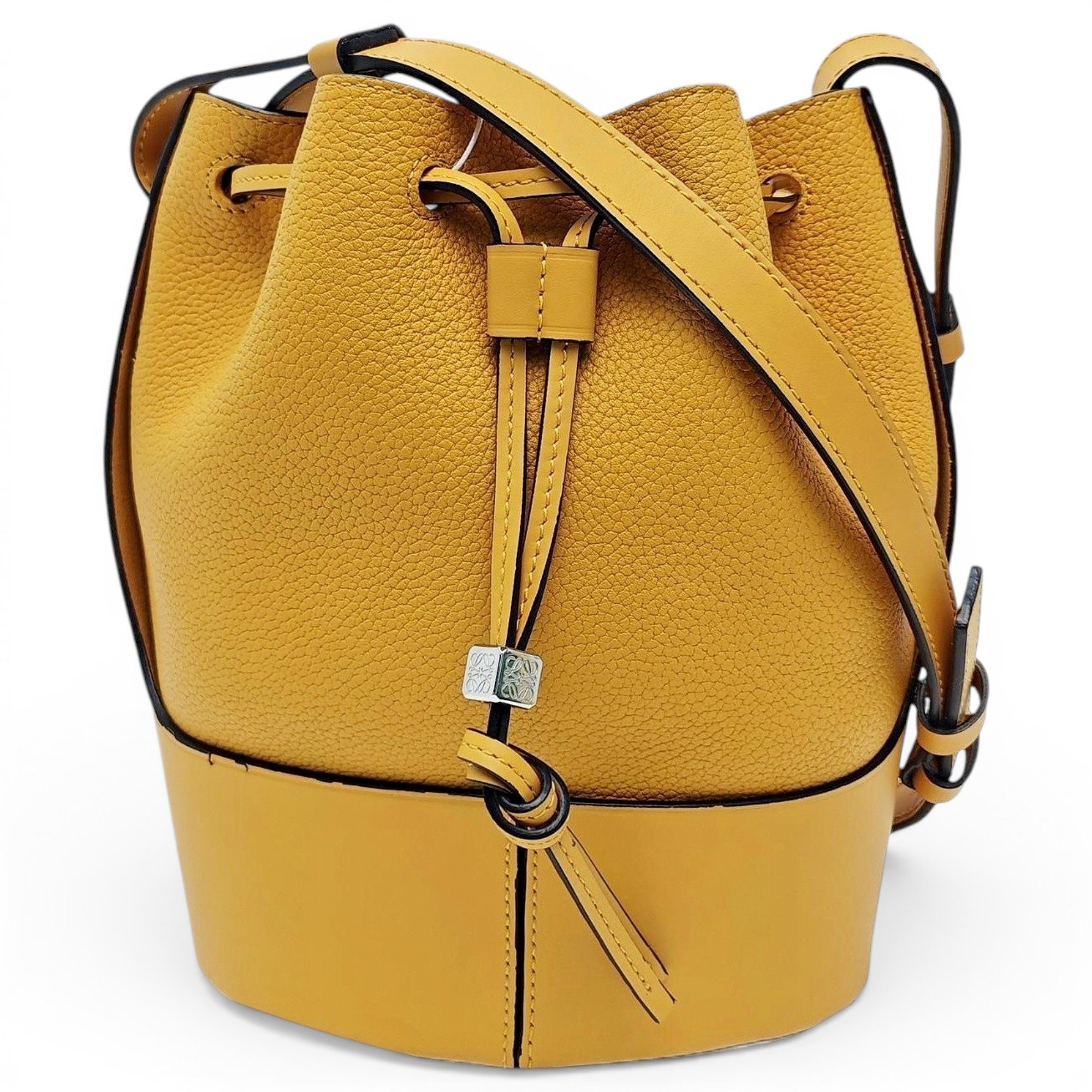 Loewe Balloon leather handbag