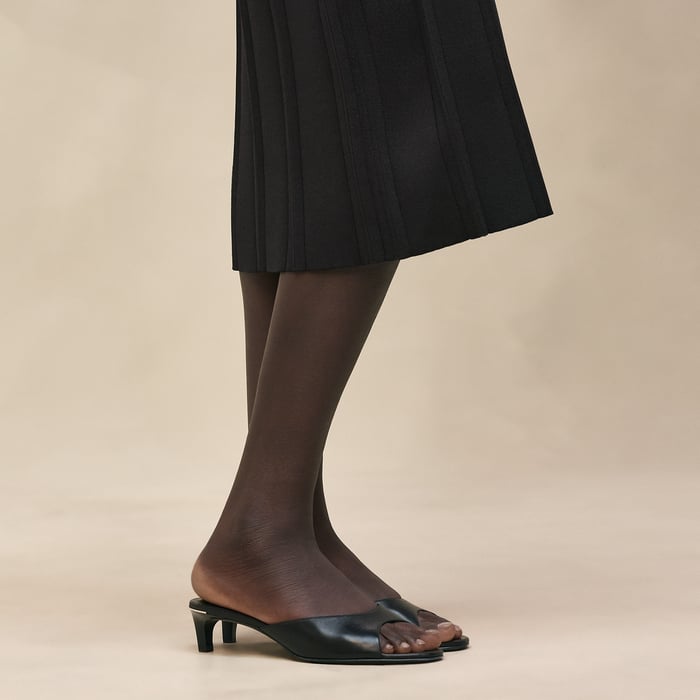 Noir Long Sleeveless Dress