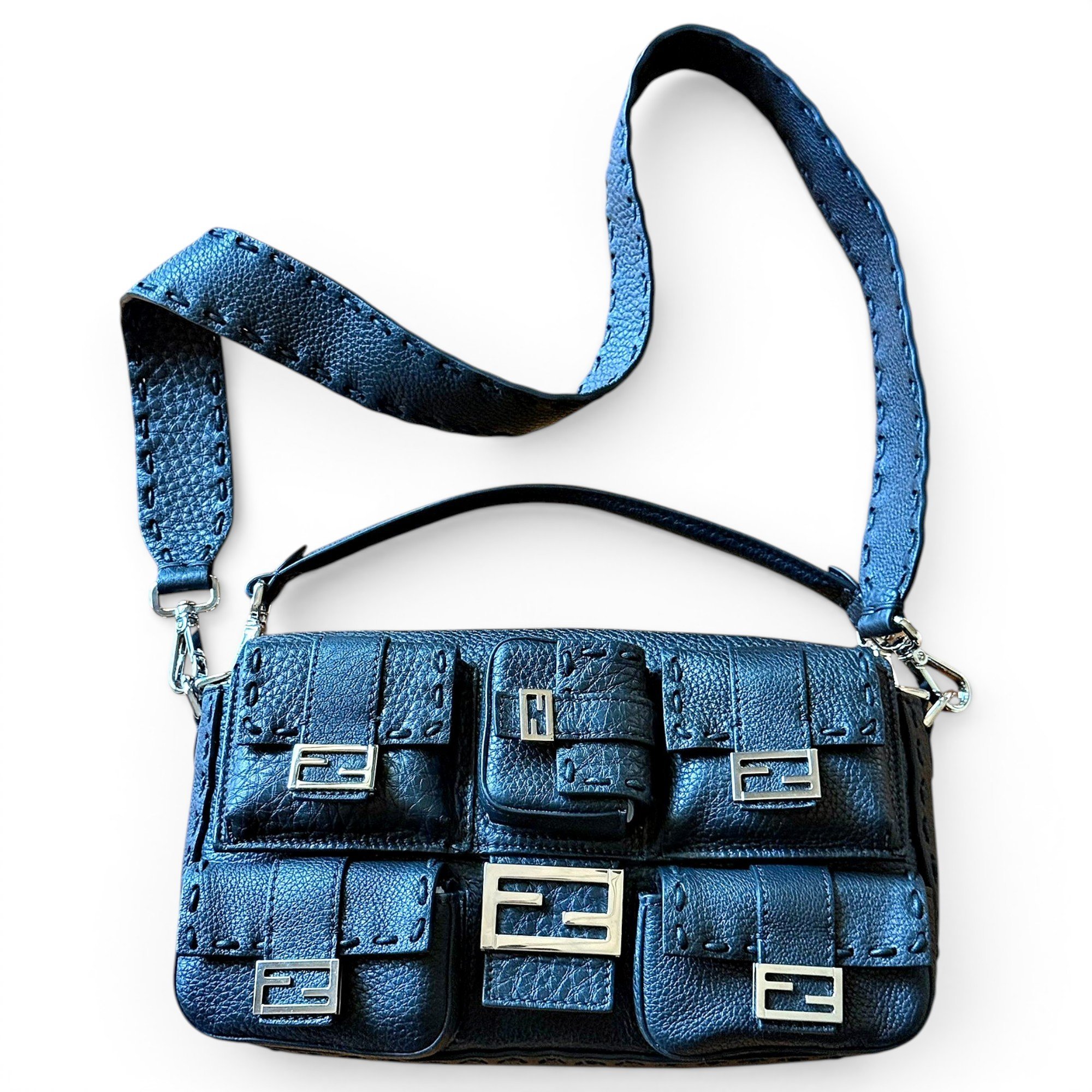 Baguette leather handbag