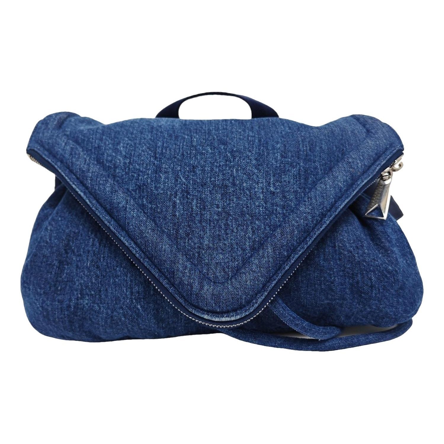 Beak cloth handbag