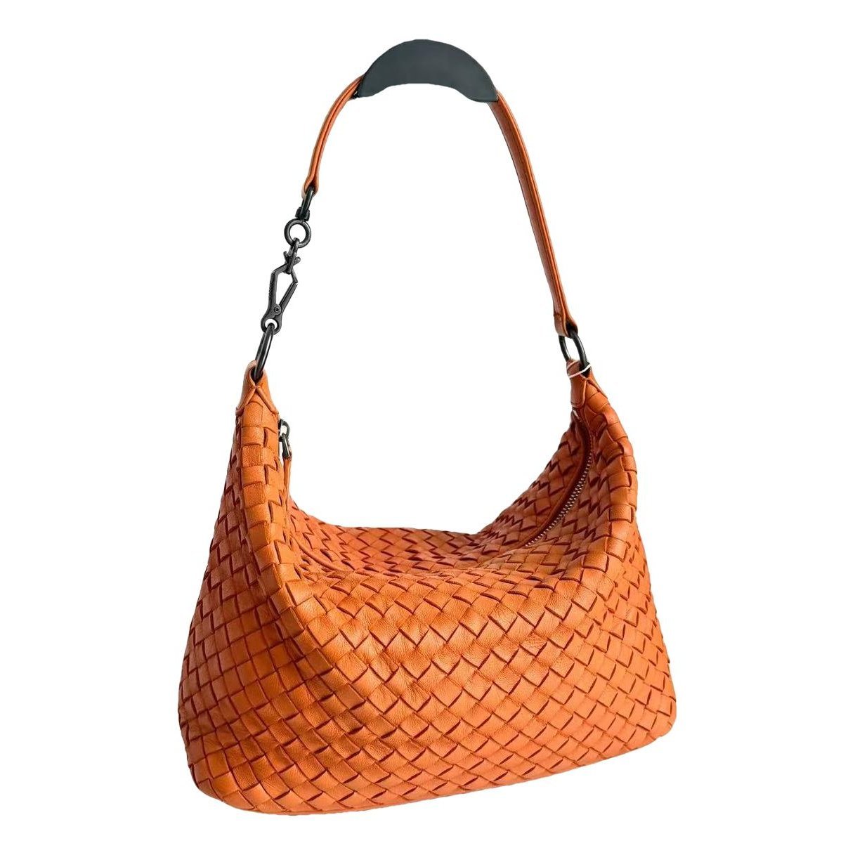 Veneta leather handbag