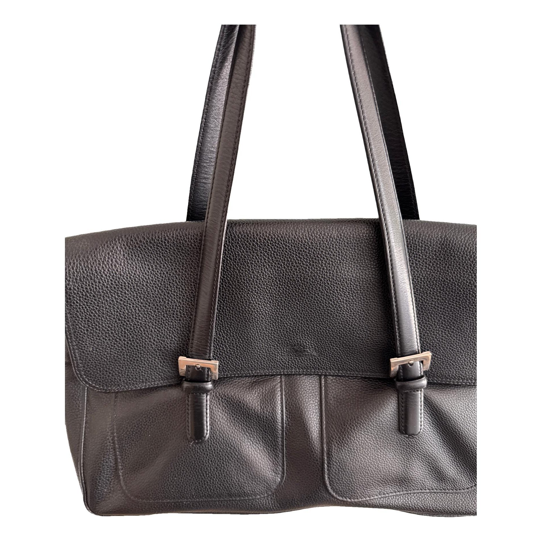 Leather tote