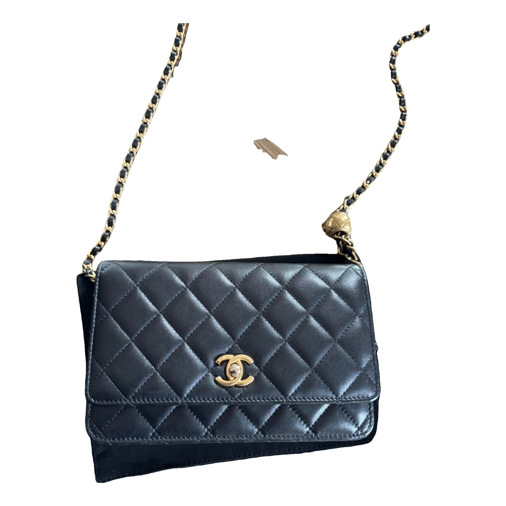 Chanel Wallet On Chain Timeless/Classique leather crossbody bag