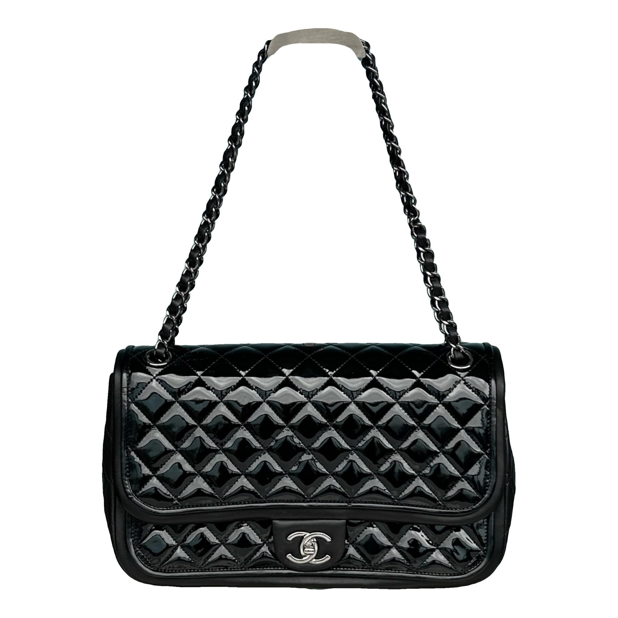Timeless/Classique patent leather crossbody bag