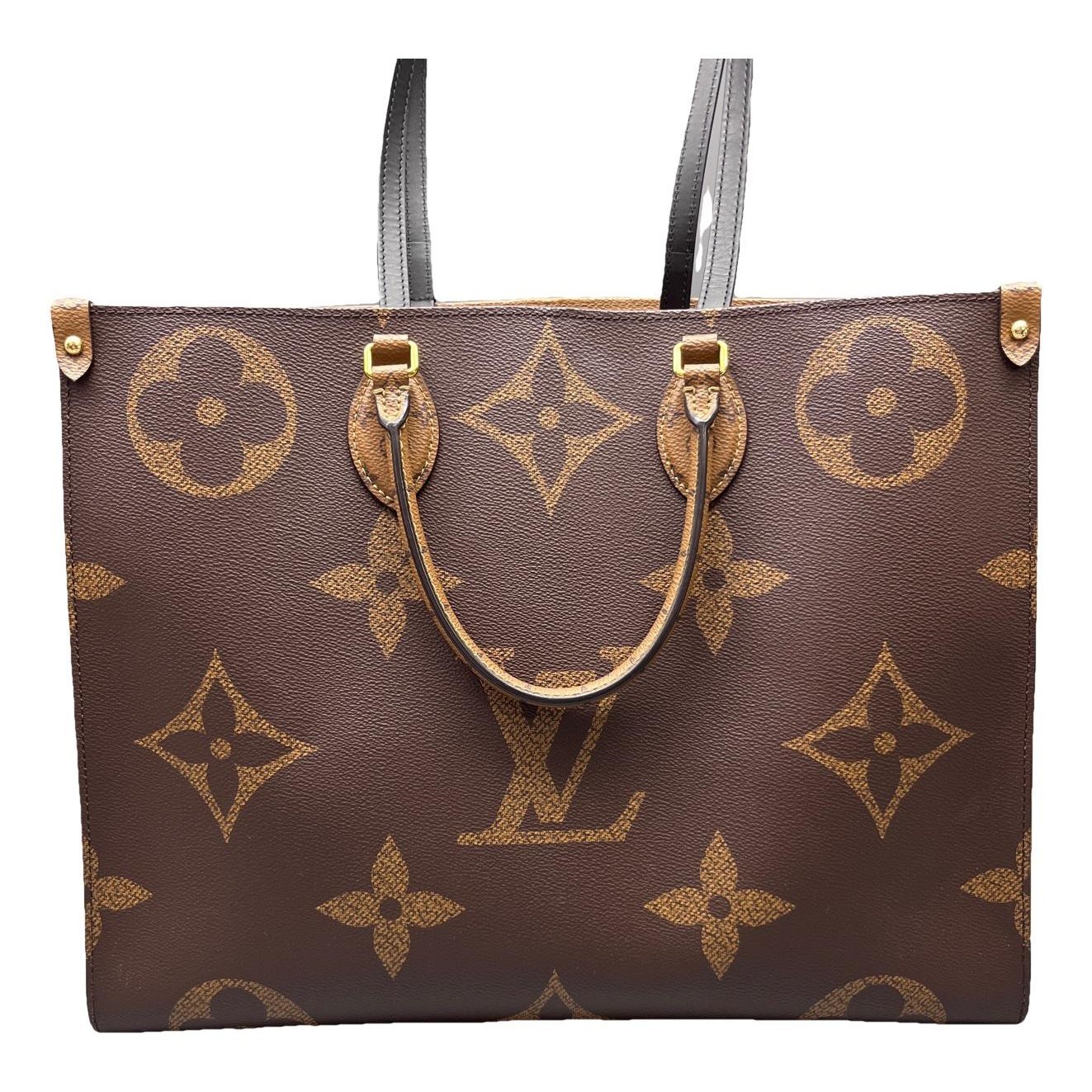 Onthego leather handbag
