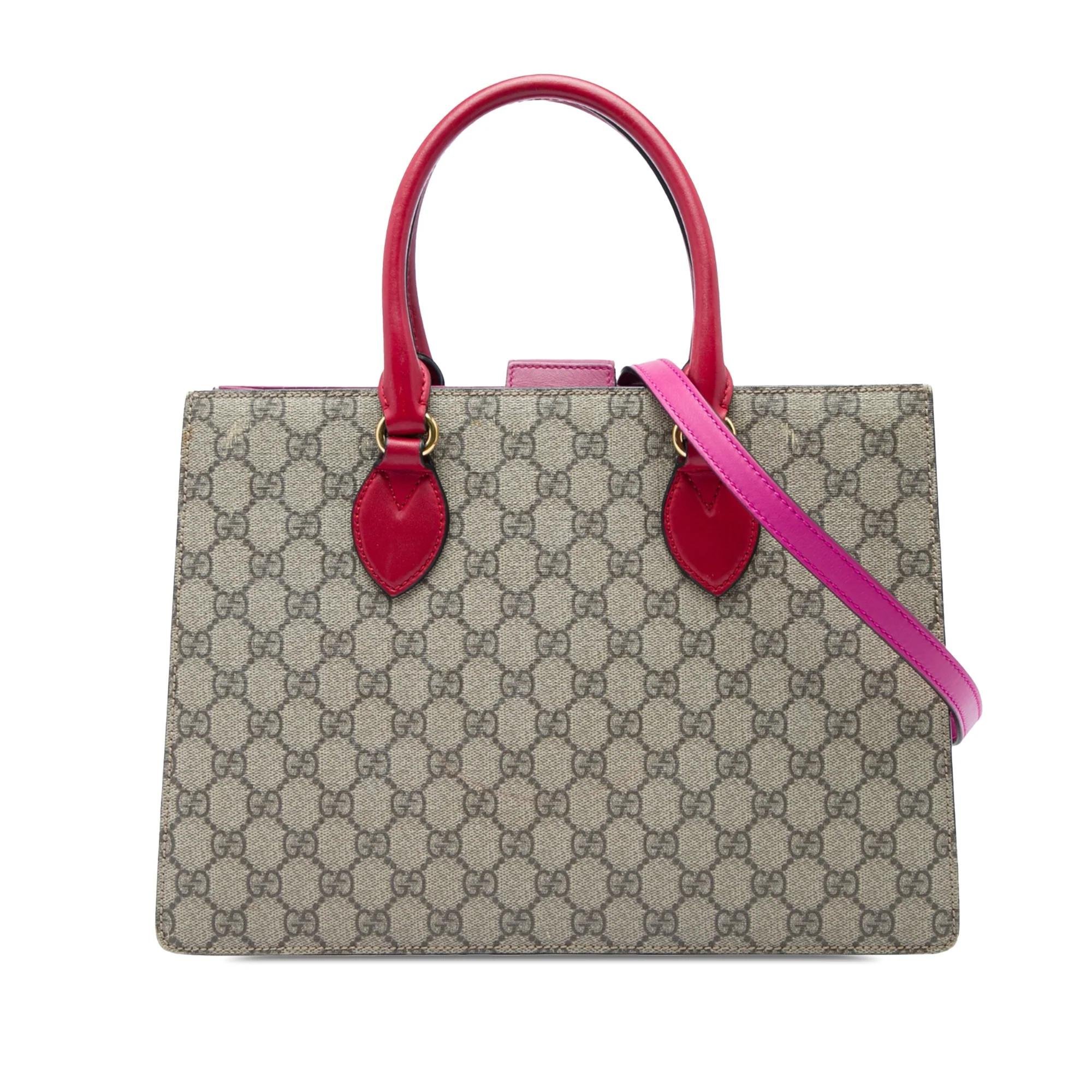 Gucci B leather handbag