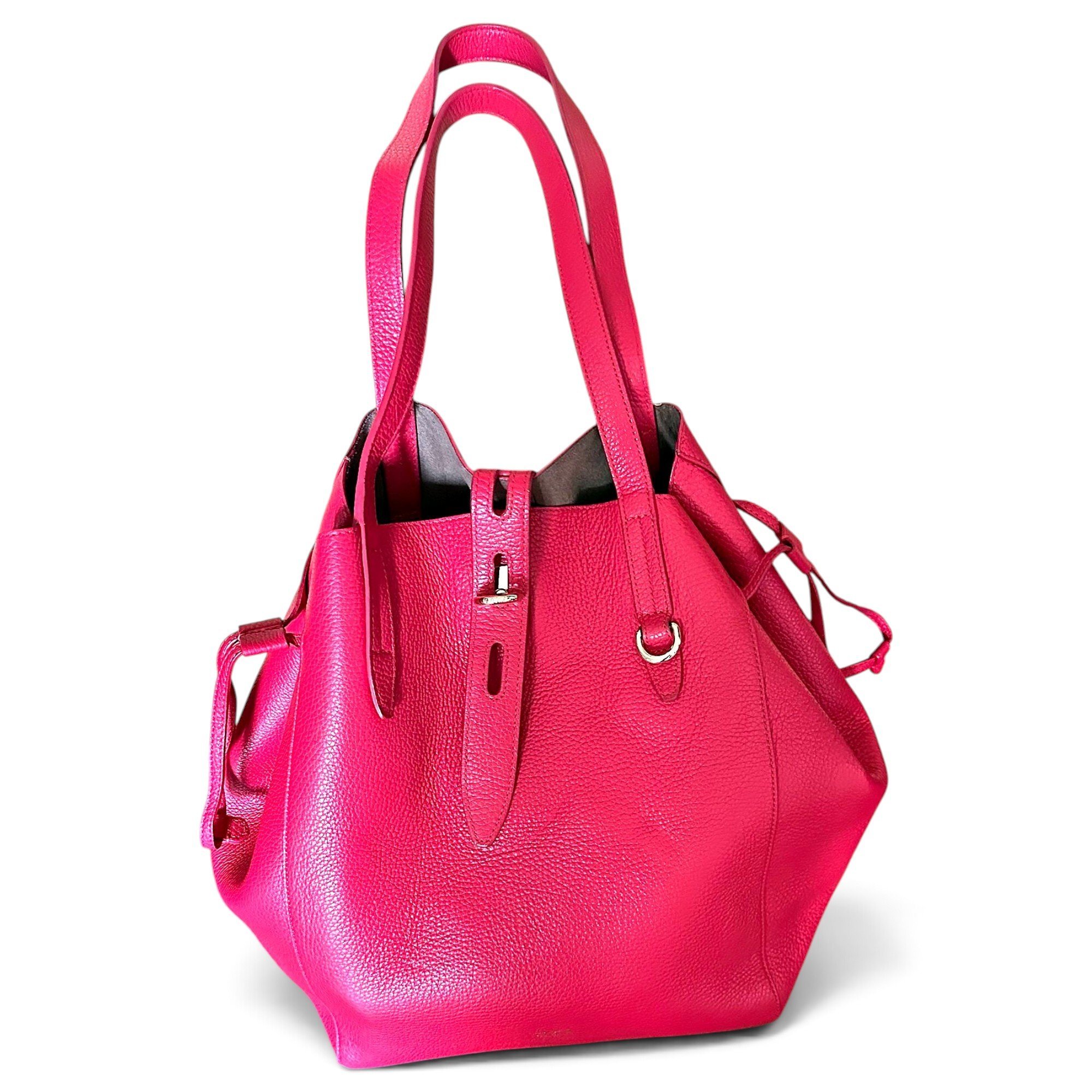 Leather tote